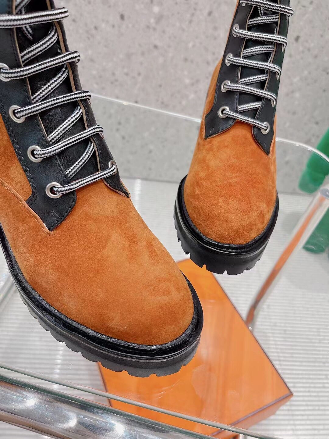 Luxury Shoes - HMS - 676