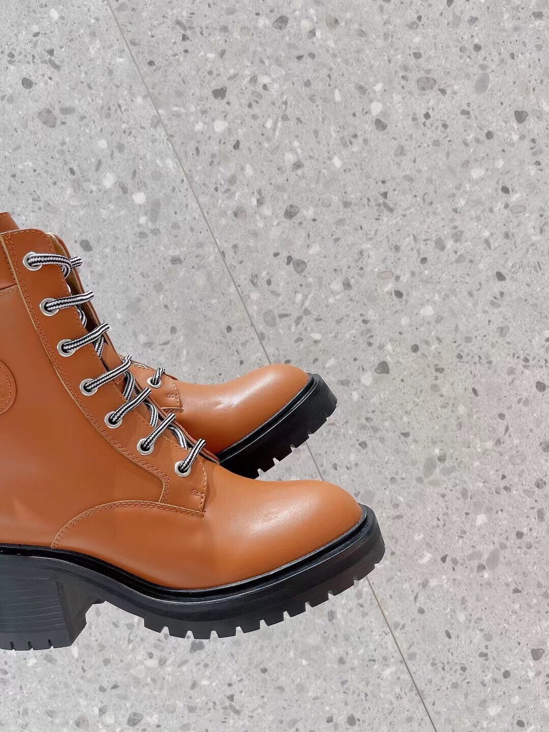 Luxury Shoes - HMS - 677