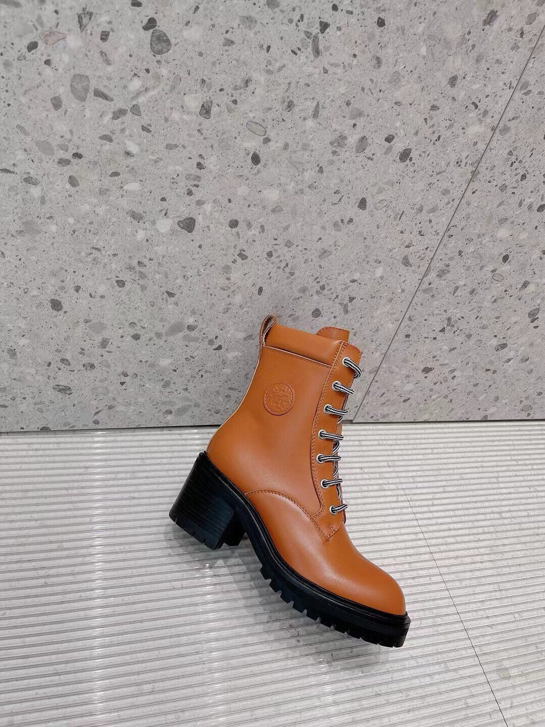 Luxury Shoes - HMS - 677