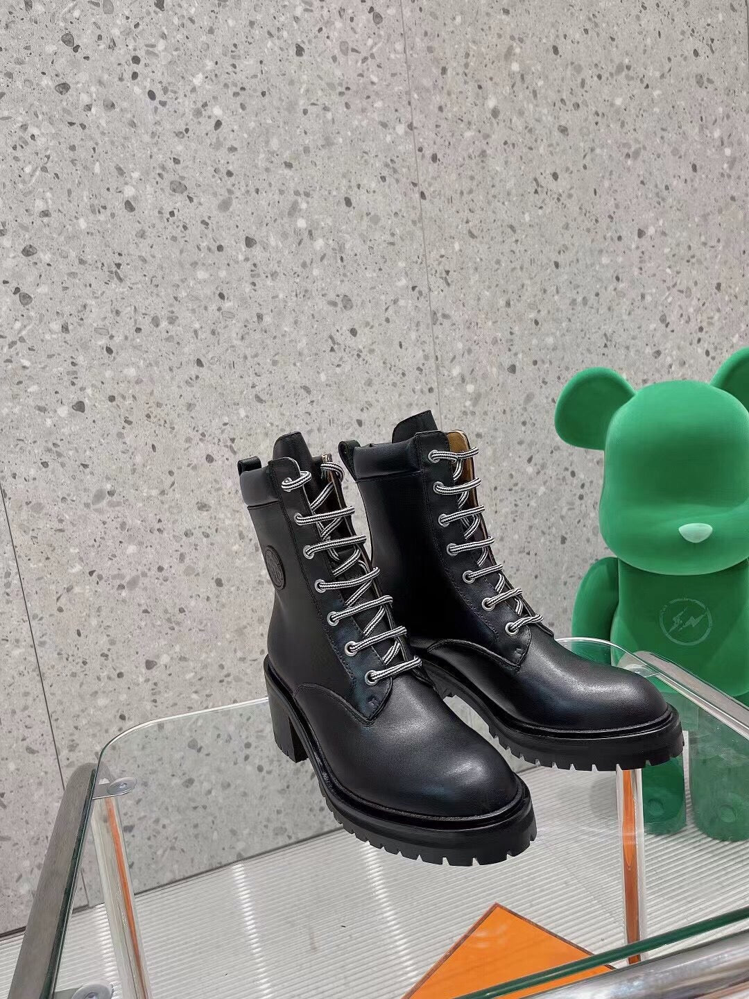 Luxury Shoes - HMS - 678