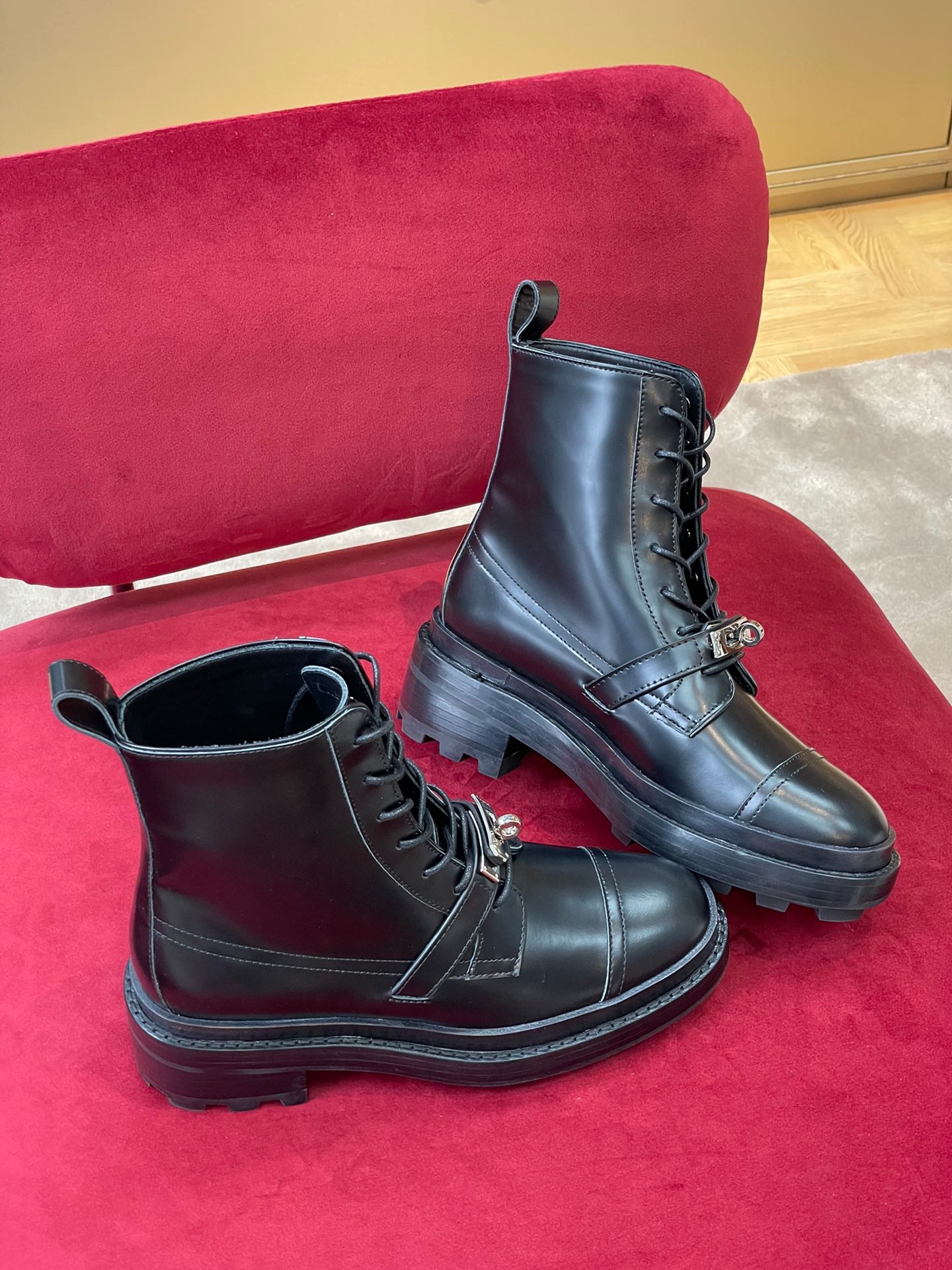 Luxury Shoes - HMS - 720