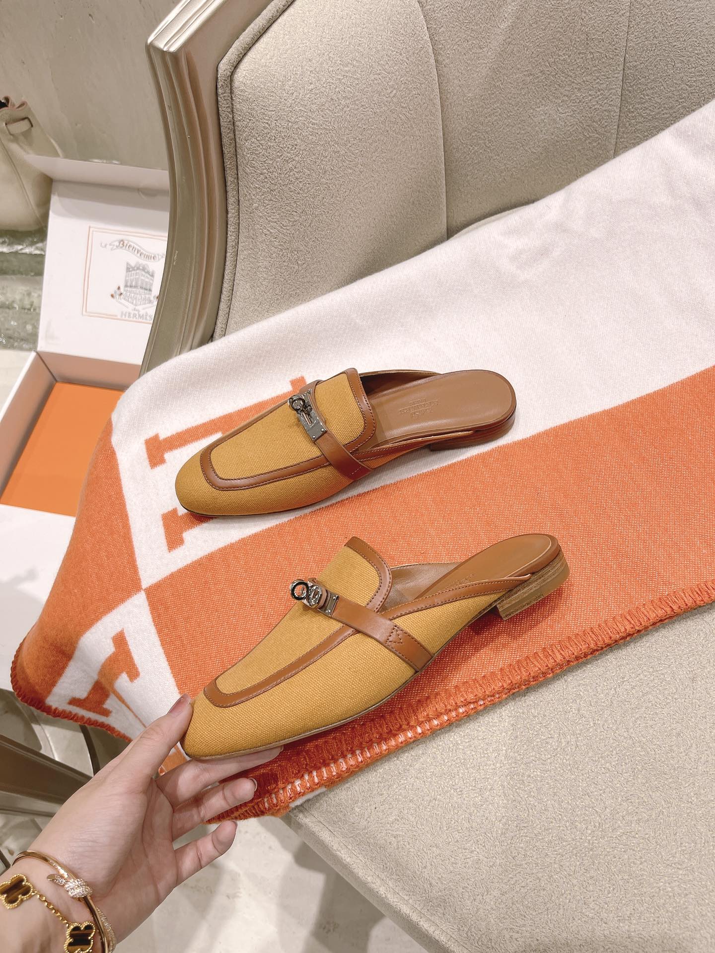 Luxury Shoes - HMS - 634