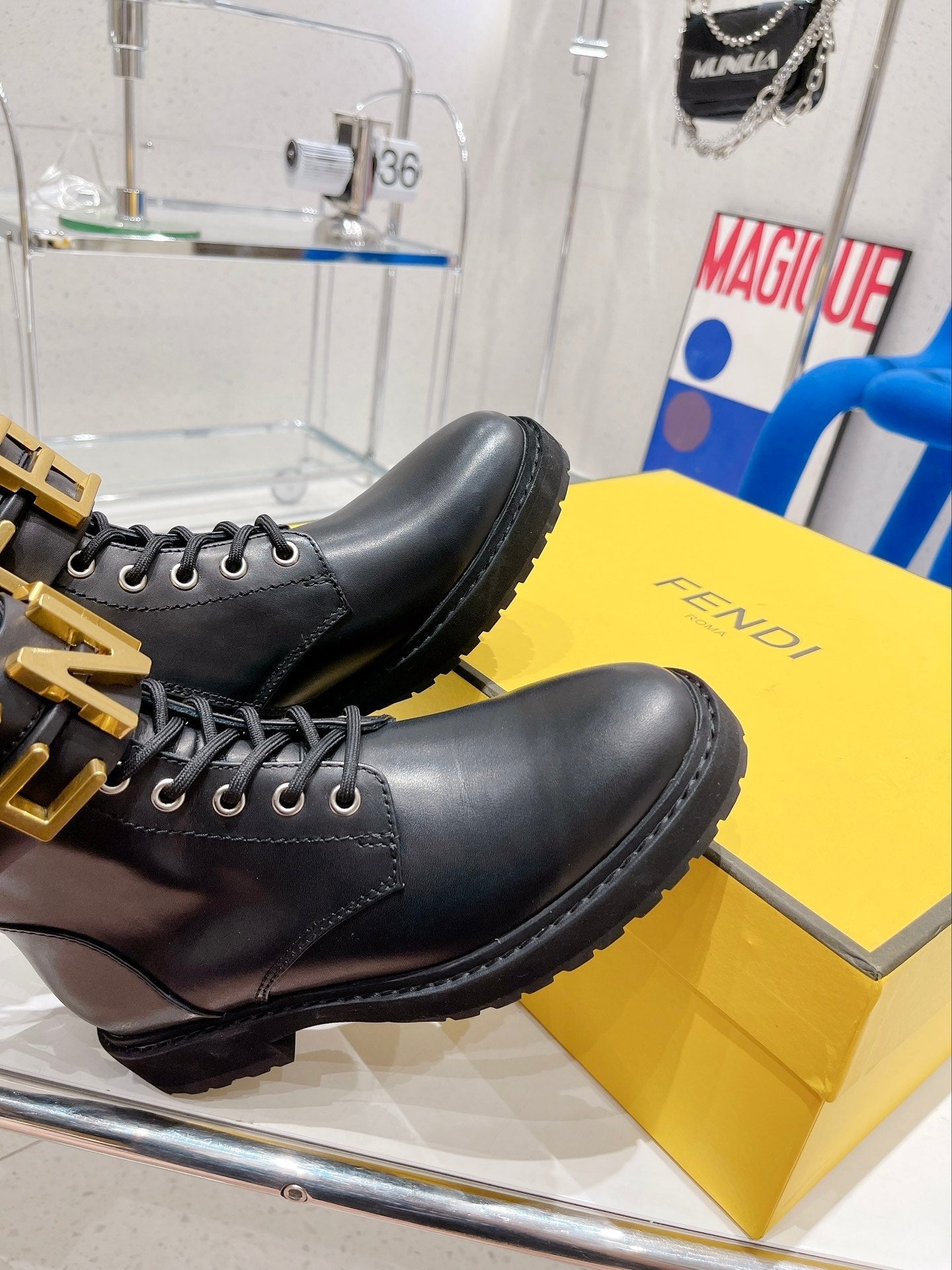 Luxury Shoes - FED - 425