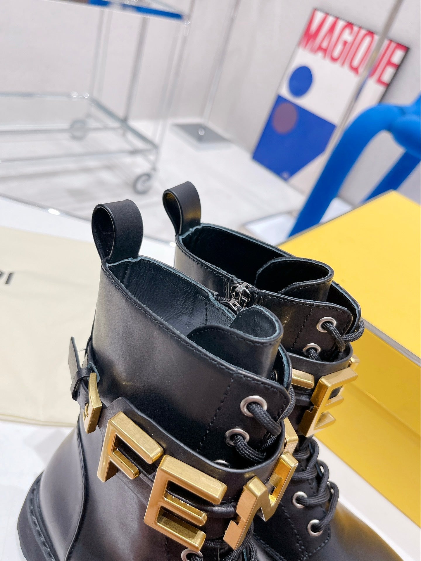 Luxury Shoes - FED - 425