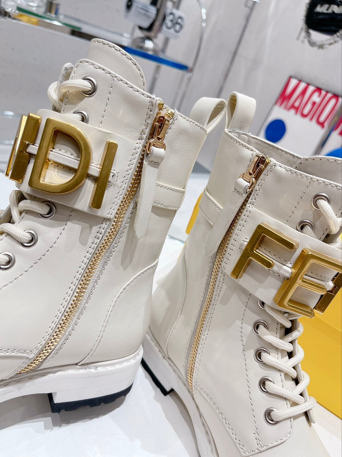 Luxury Shoes - FED - 424