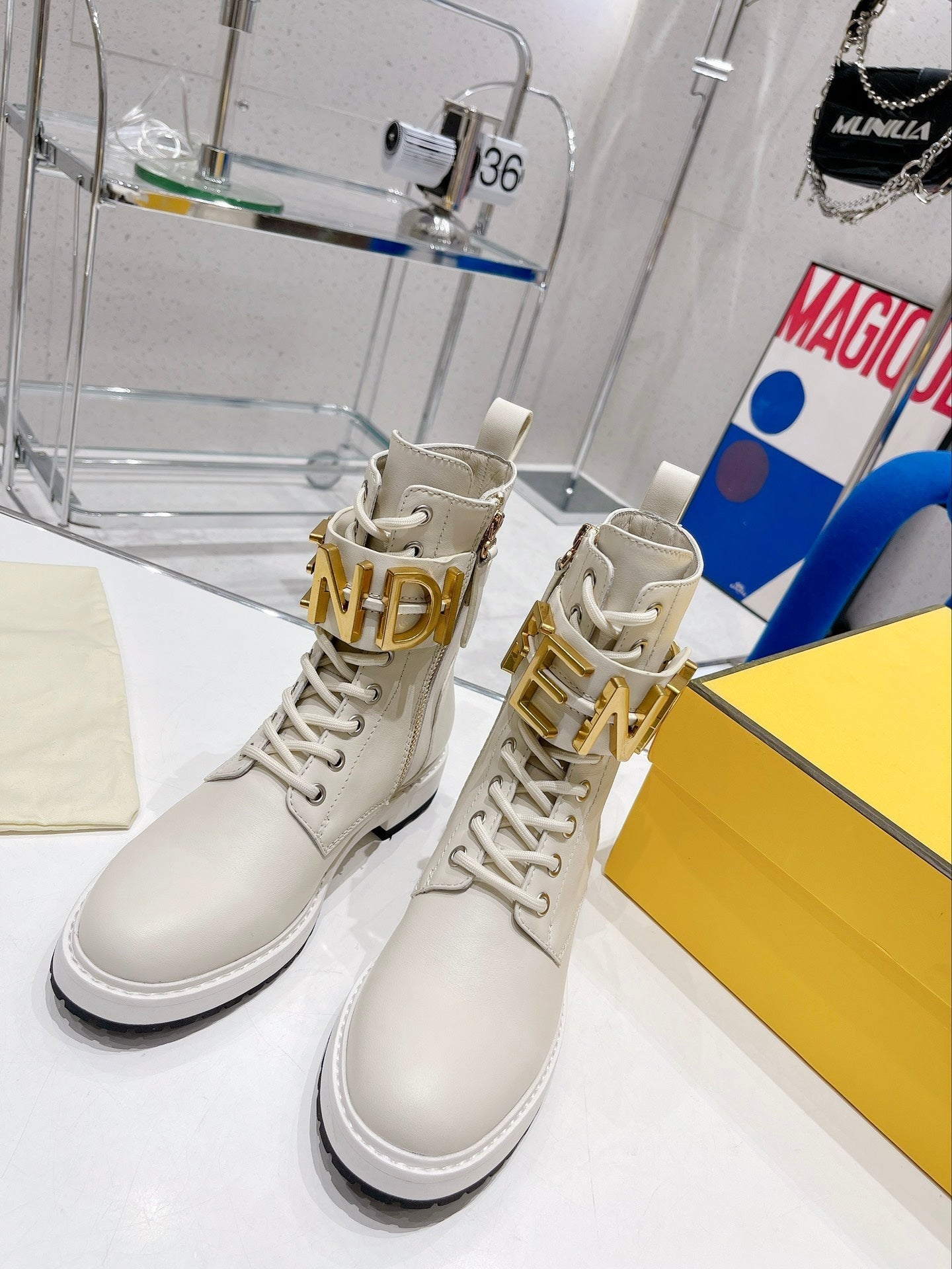 Luxury Shoes - FED - 424