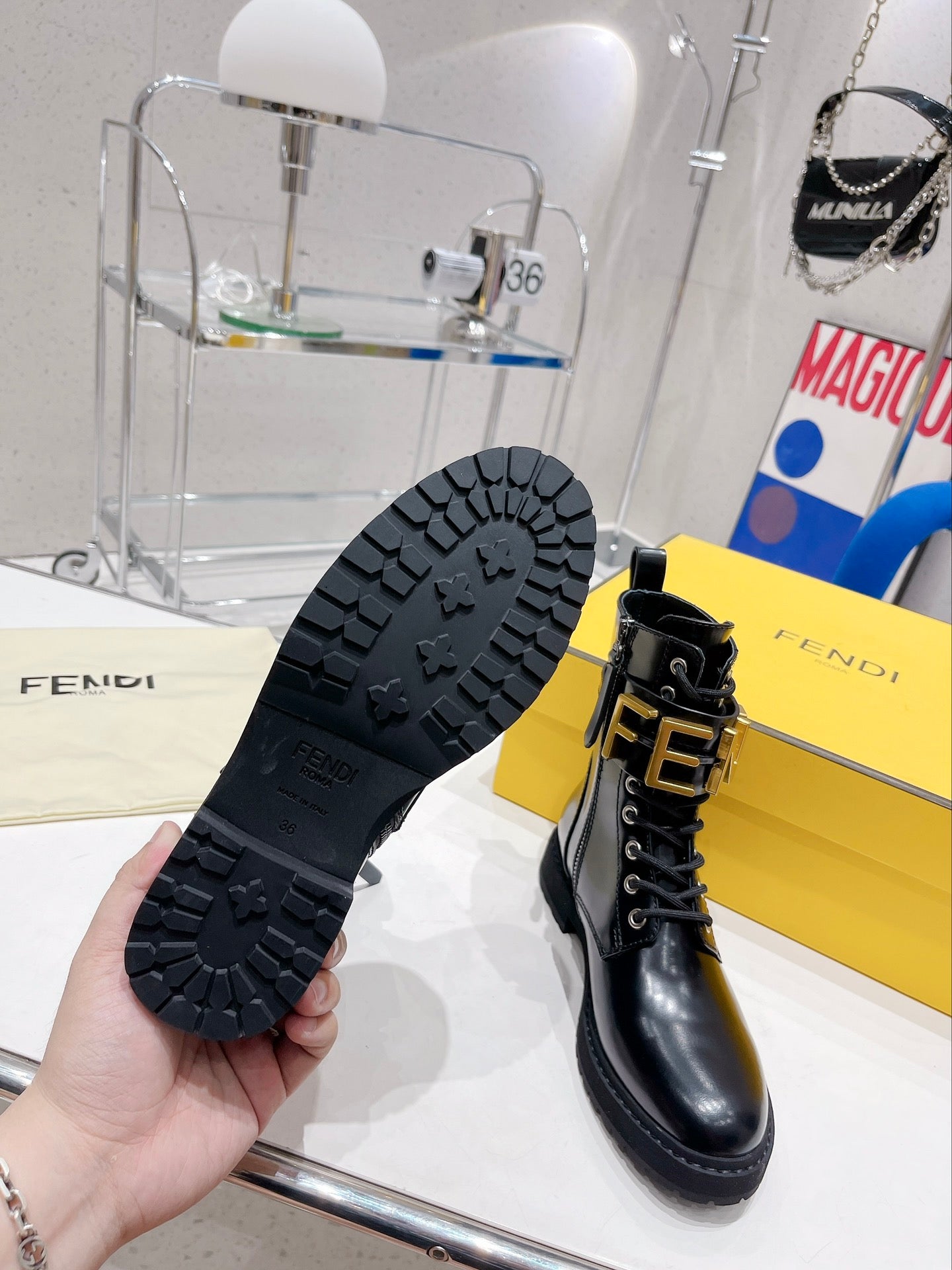 Luxury Shoes - FED - 423