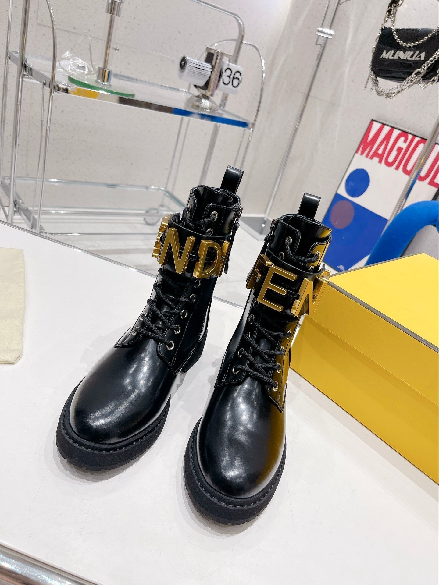 Luxury Shoes - FED - 423