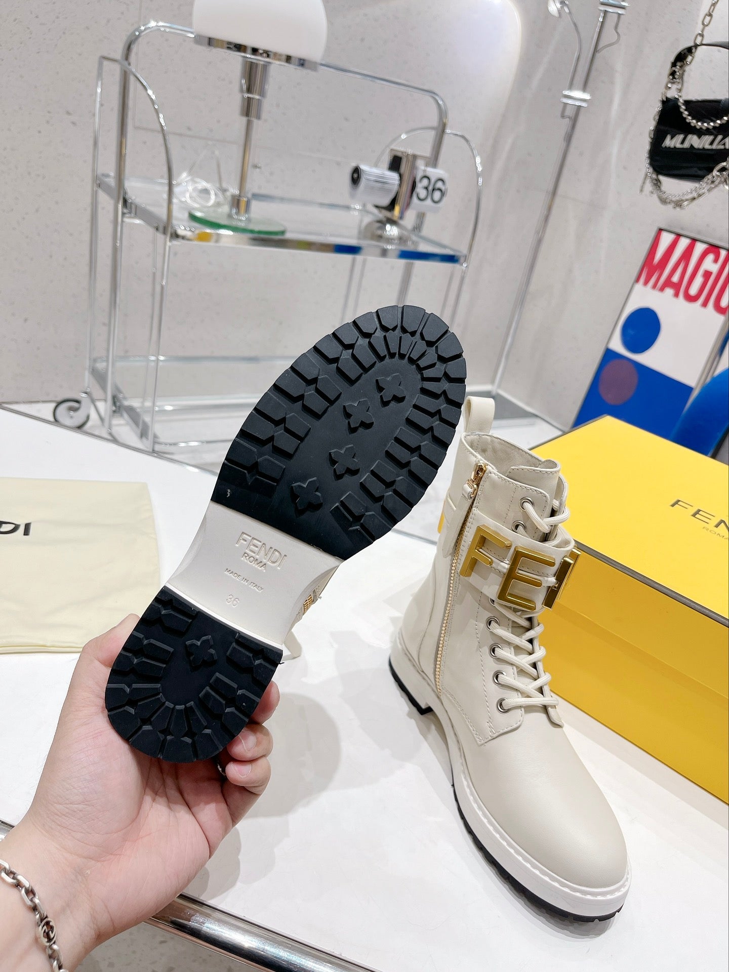 Luxury Shoes - FED - 422