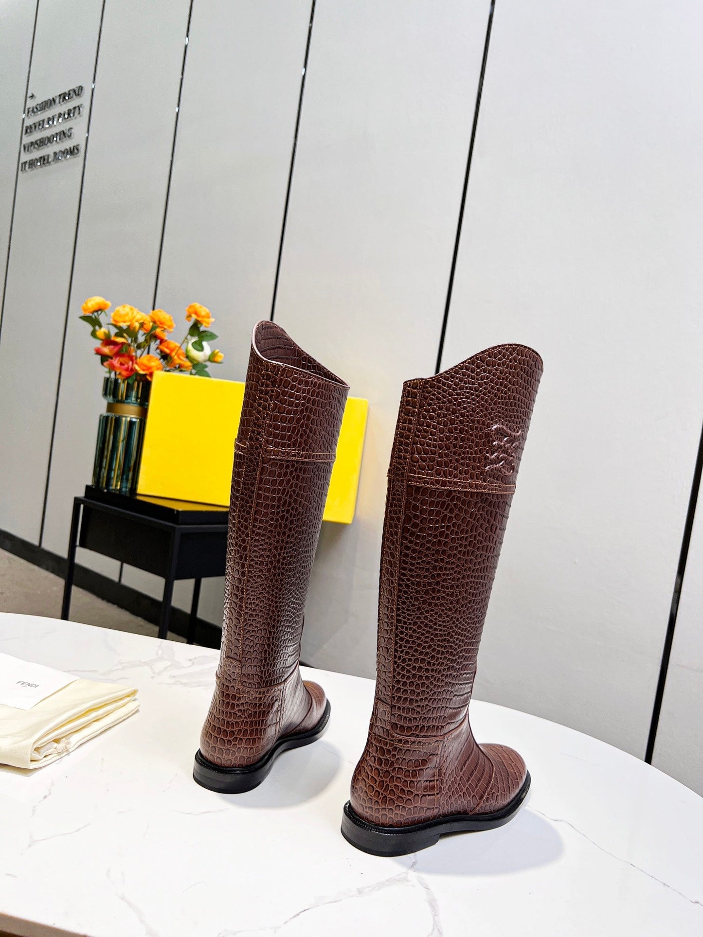 Luxury Shoes - FED - 412