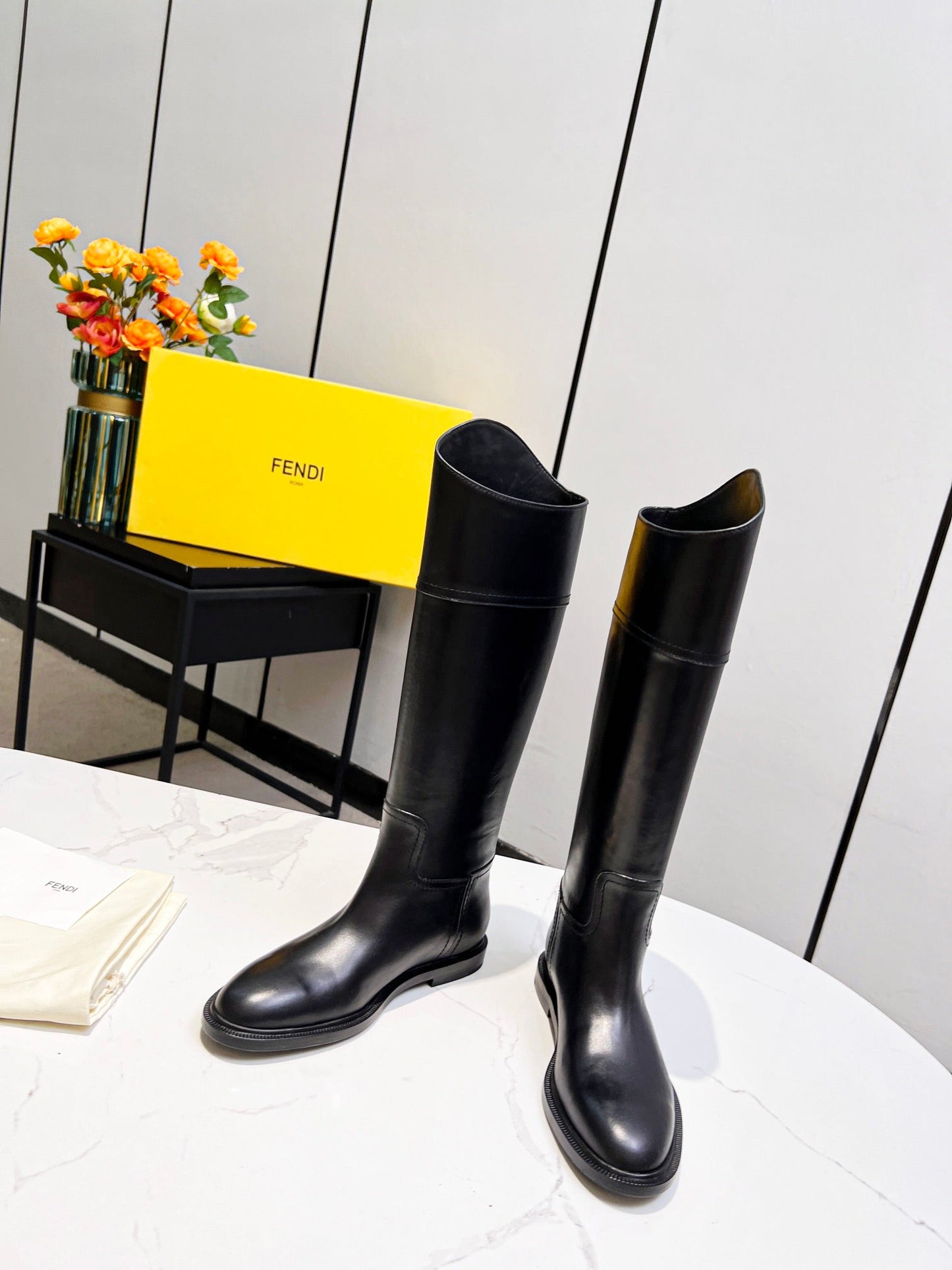 Luxury Shoes - FED - 411