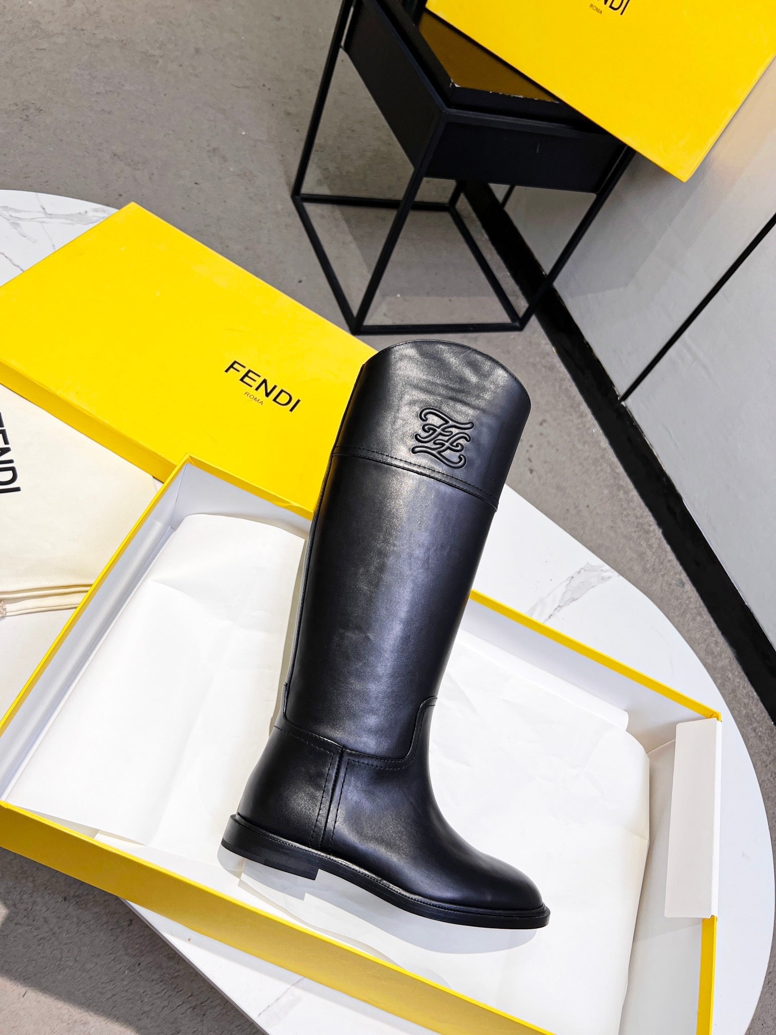 Luxury Shoes - FED - 411