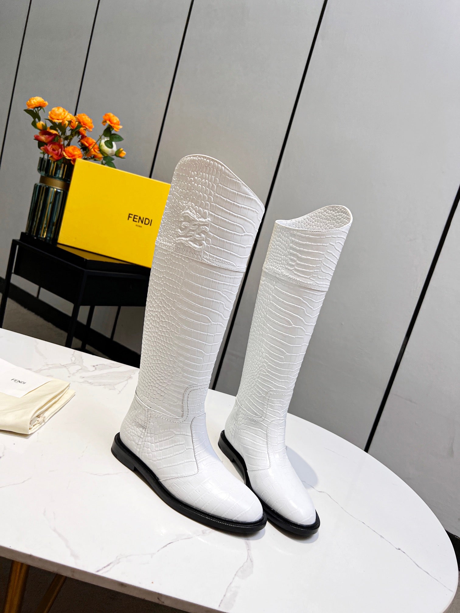 Luxury Shoes - FED - 410