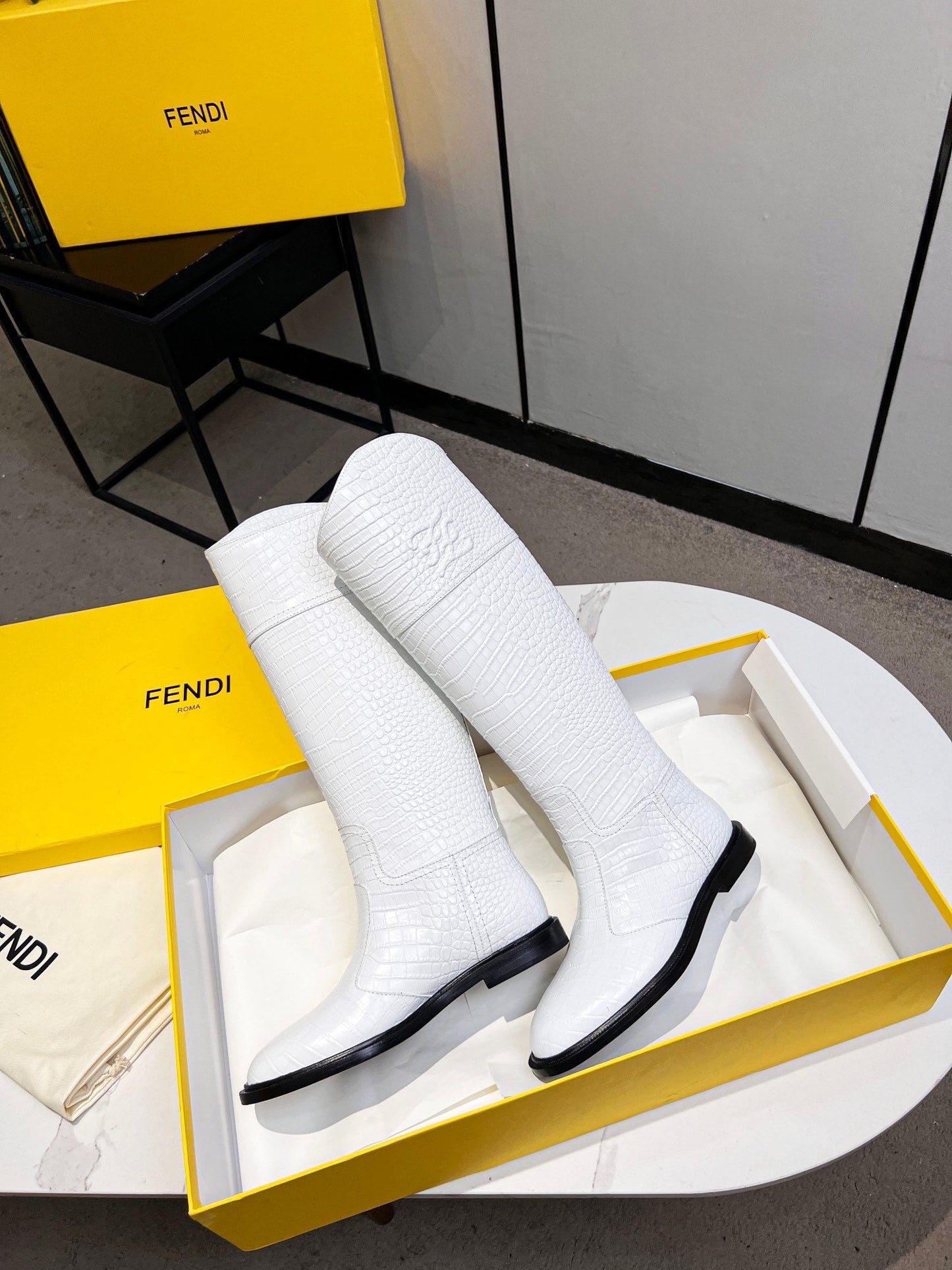 Luxury Shoes - FED - 410