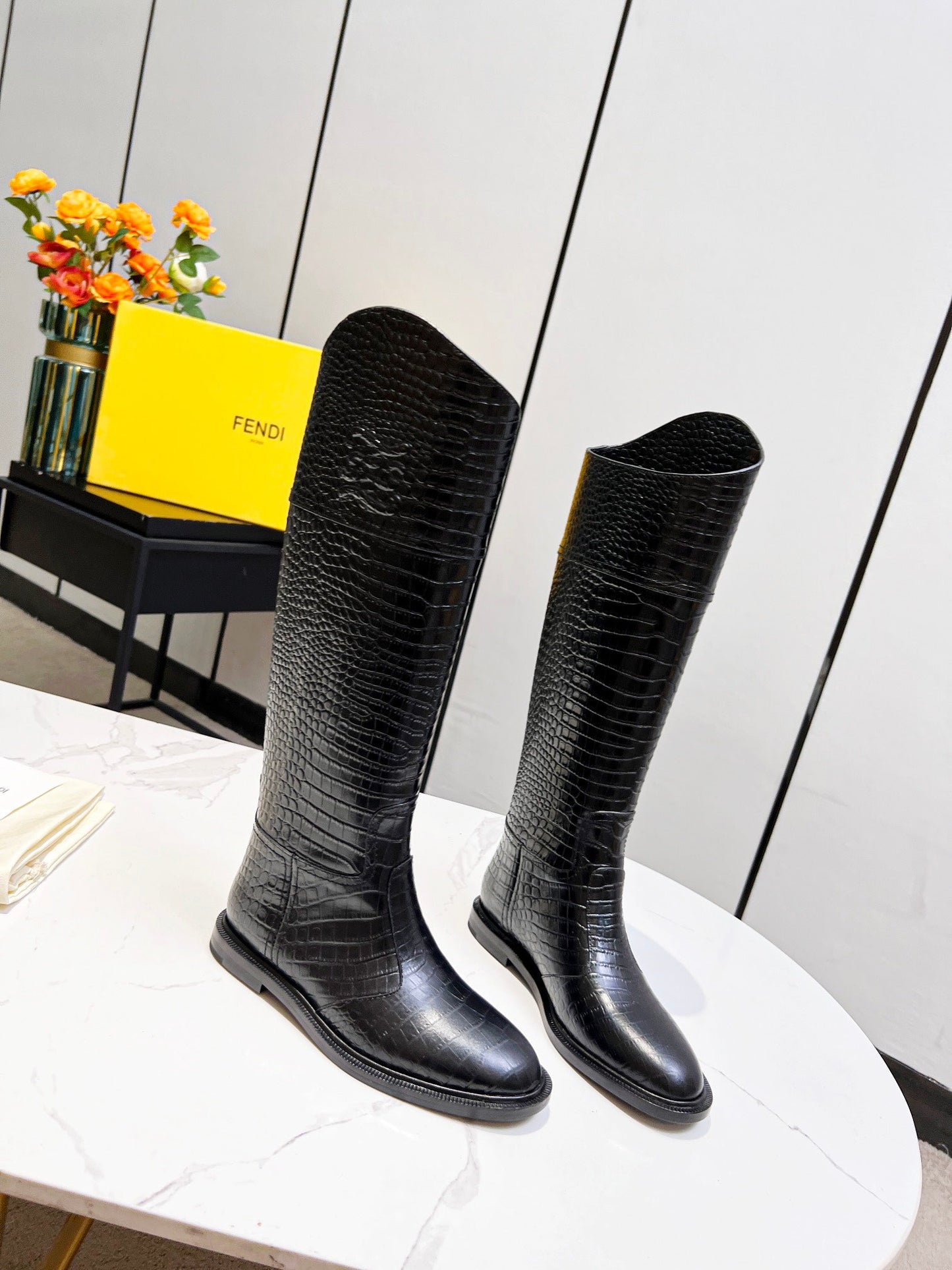 Luxury Shoes - FED - 409