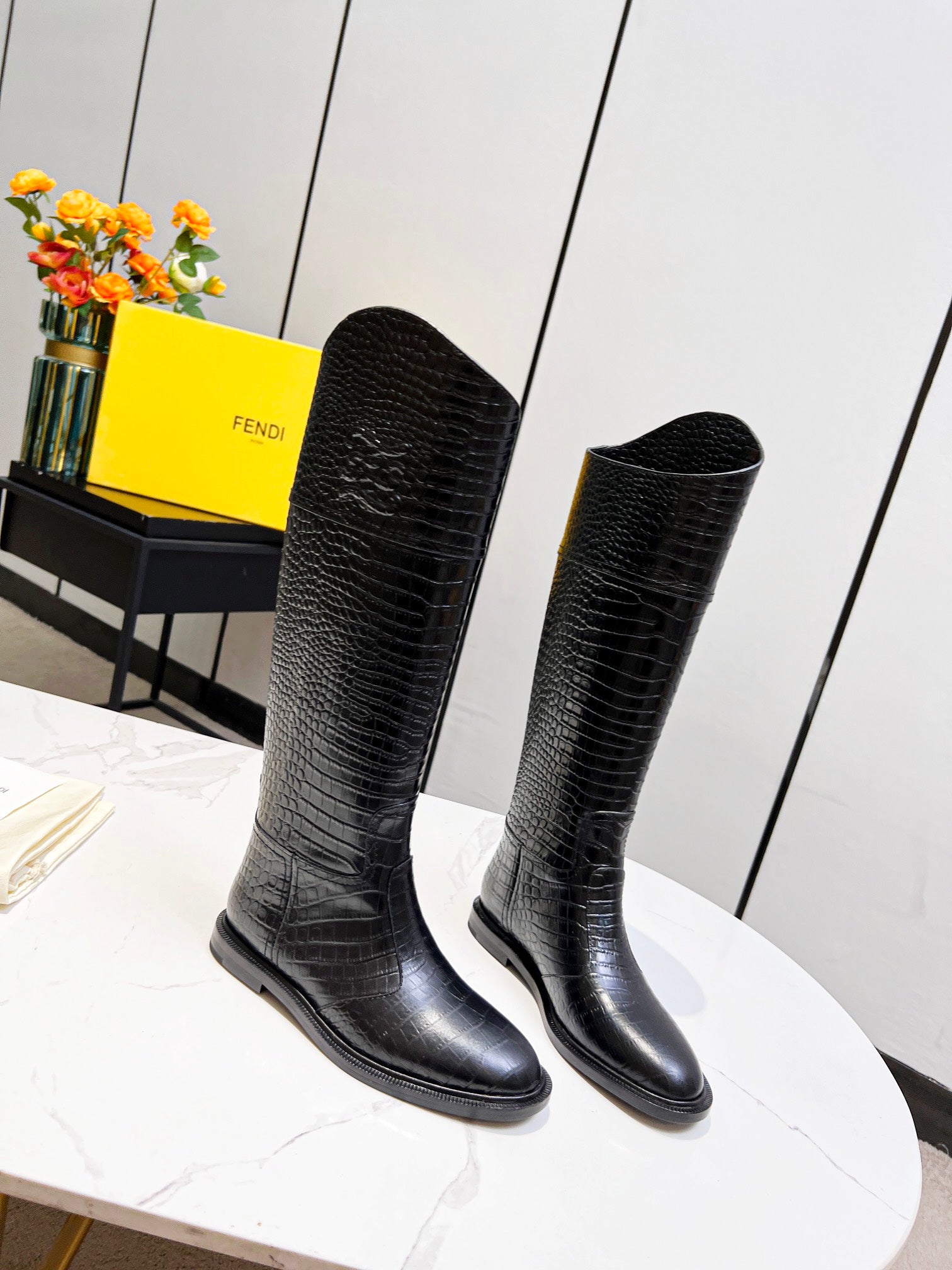 Luxury Shoes - FED - 409