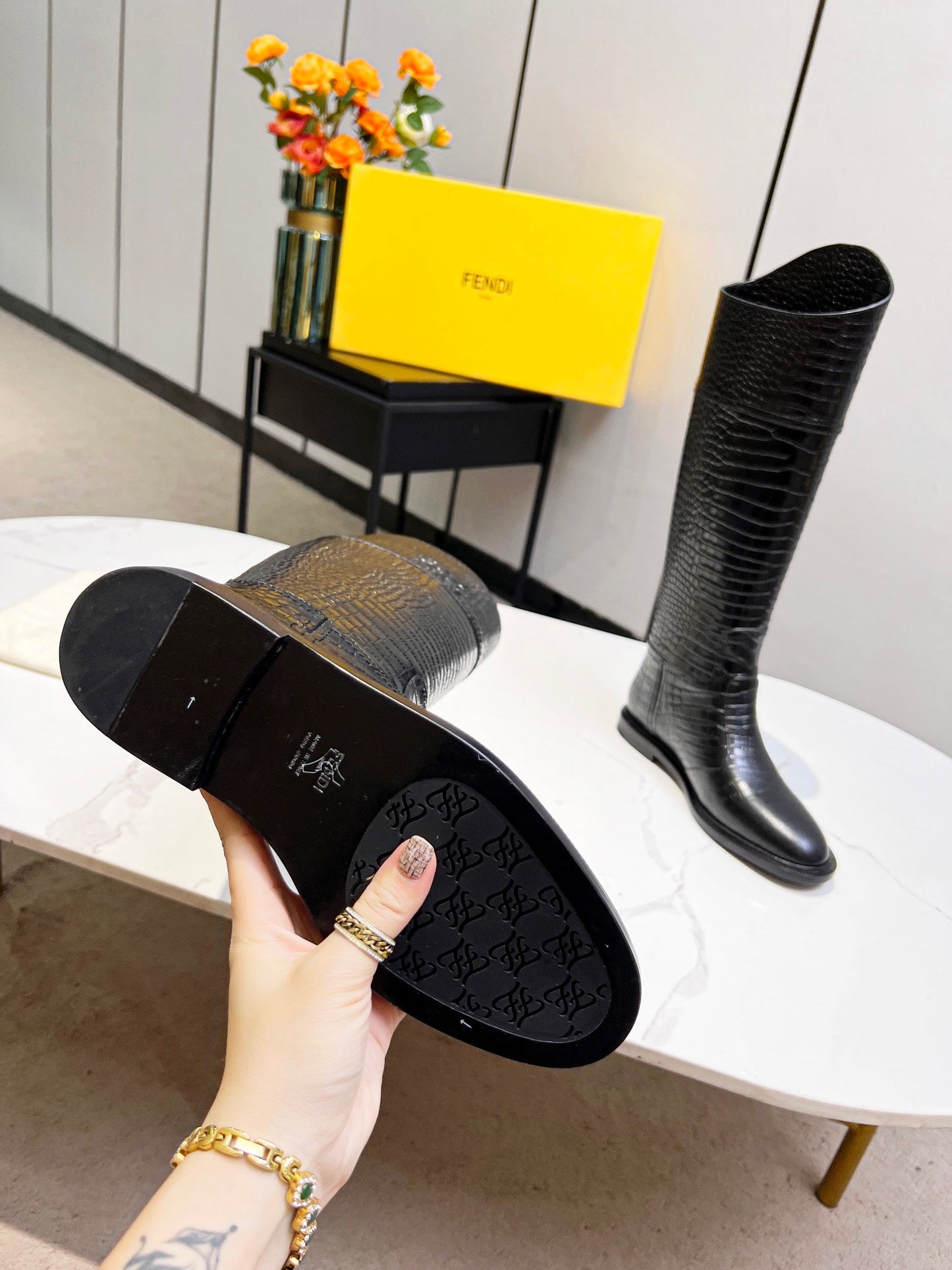 Luxury Shoes - FED - 409