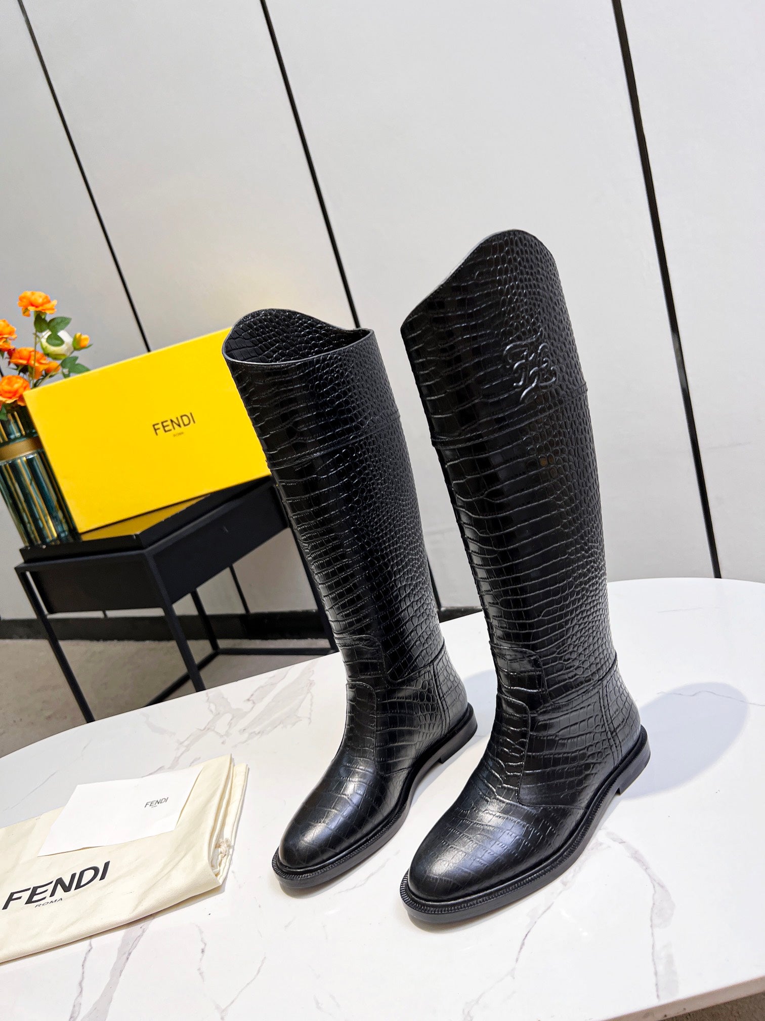 Luxury Shoes - FED - 409