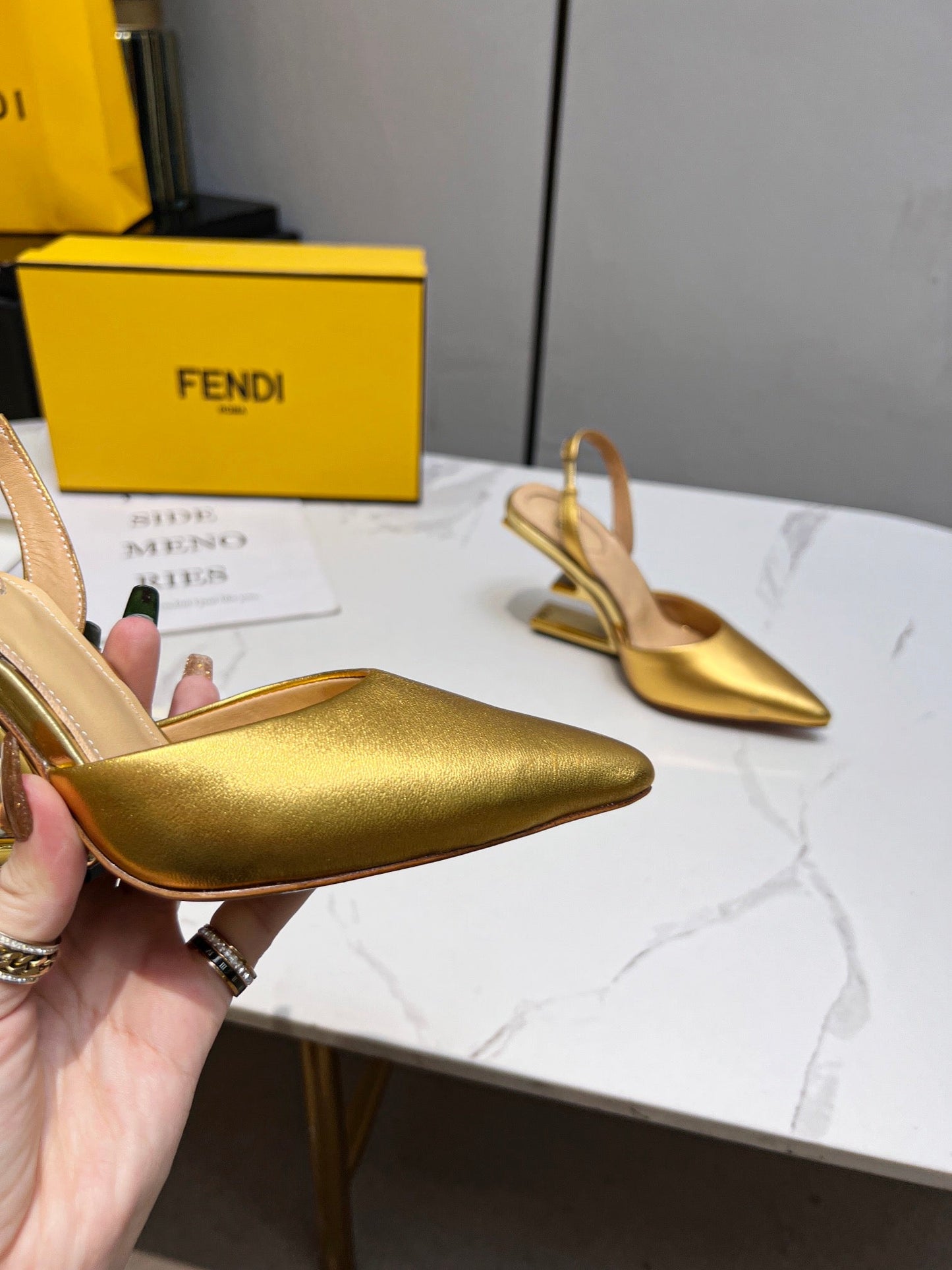 Luxury Shoes - FED - 408