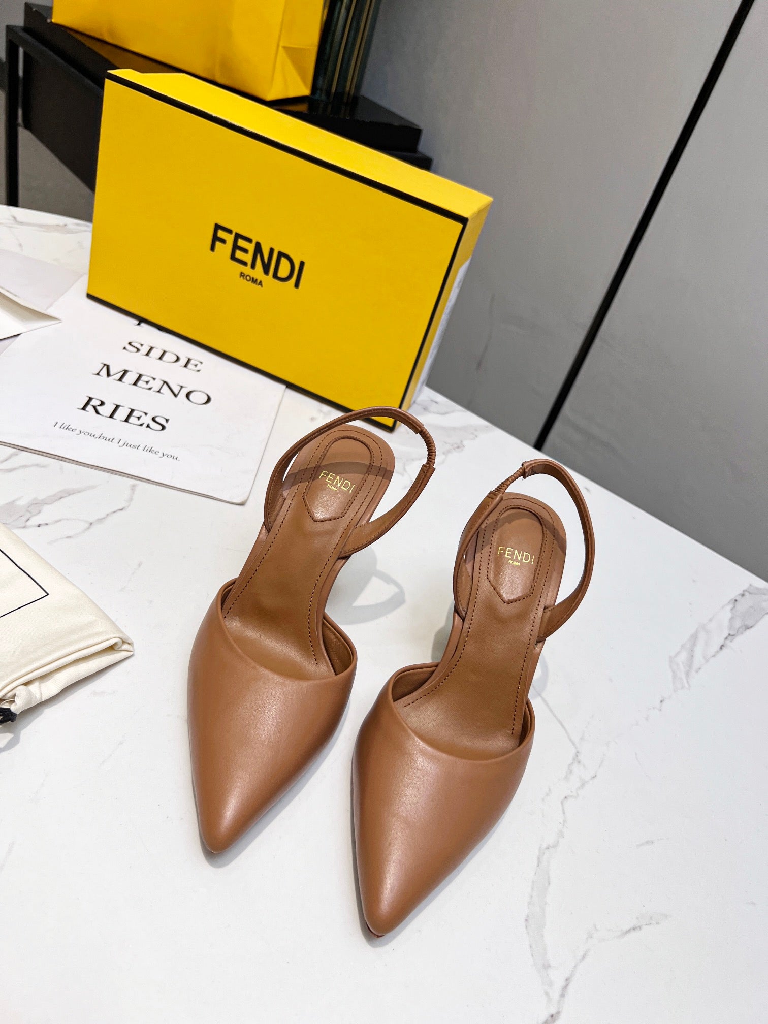 Luxury Shoes - FED - 407