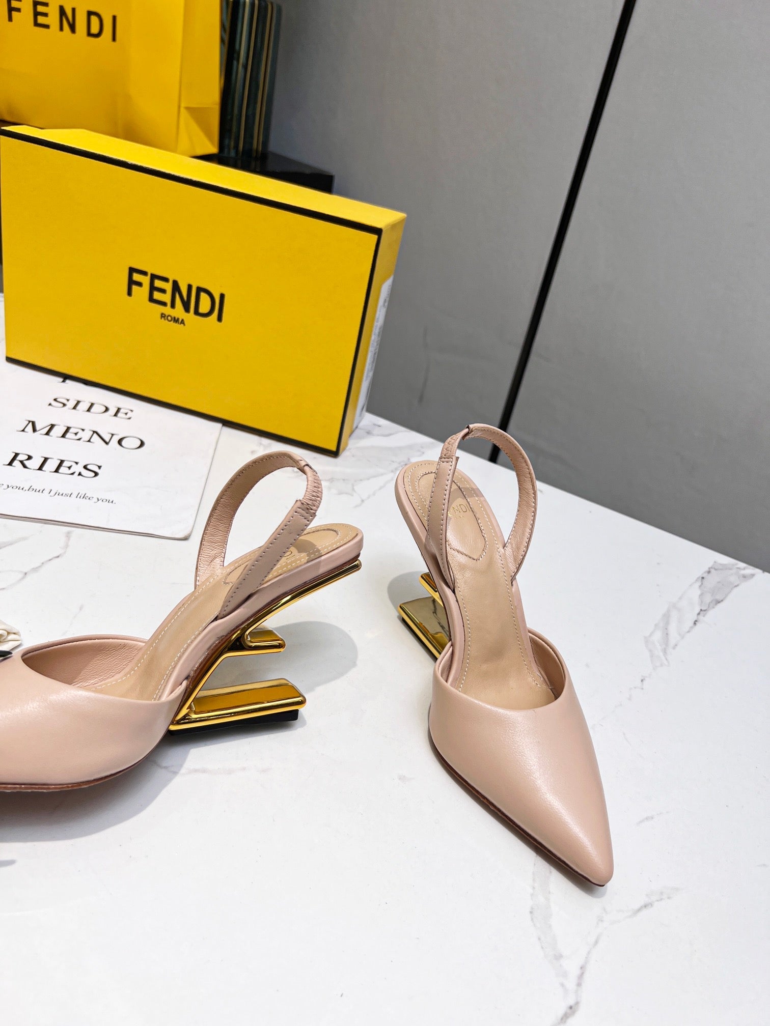 Luxury Shoes - FED - 406