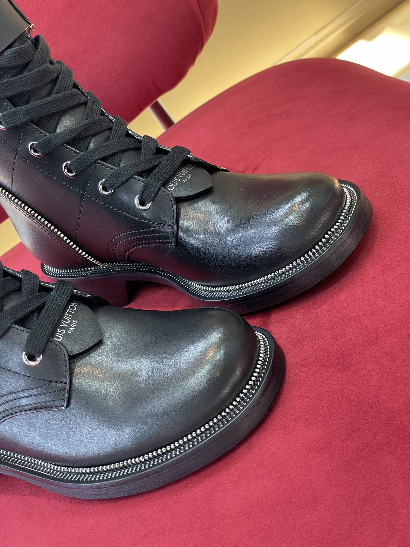 Luxury Shoes - LU-V - 541