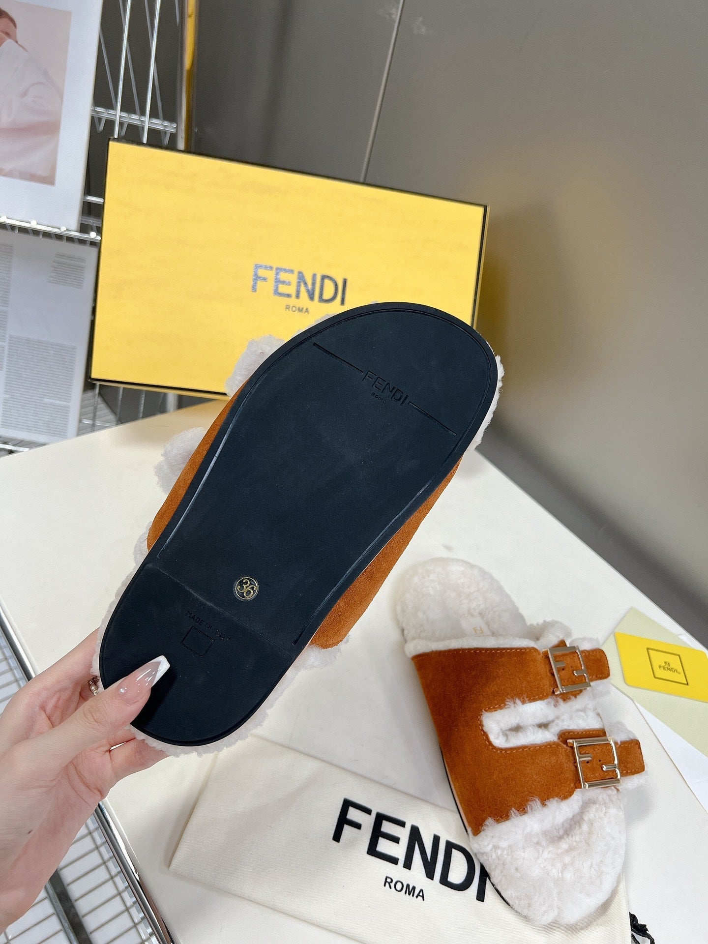 Luxury Shoes - FED - 379