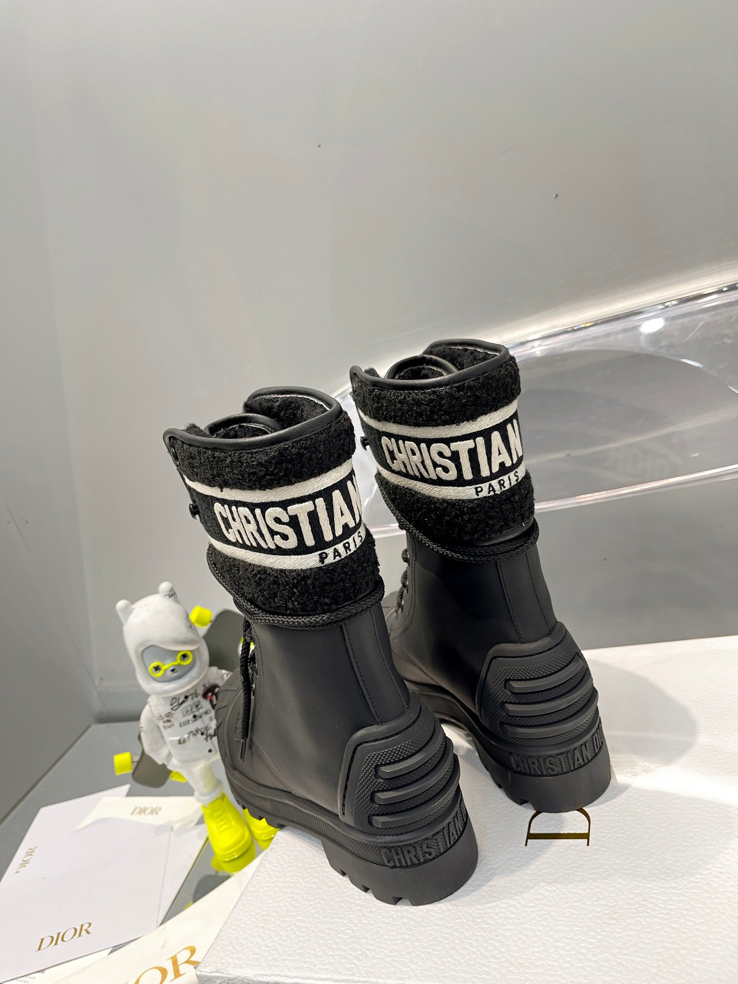 Luxury Shoes - DIR - 828