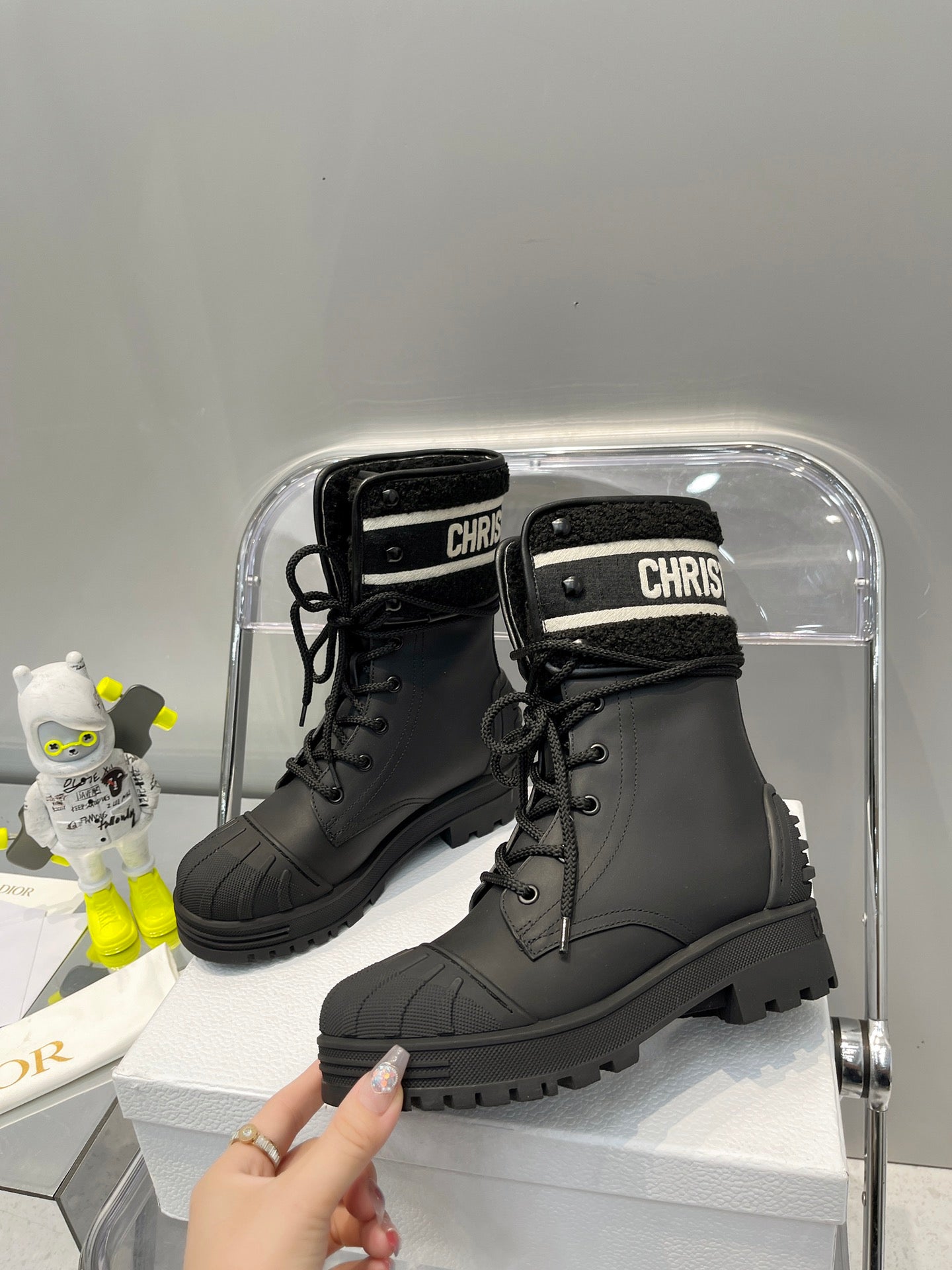 Luxury Shoes - DIR - 828