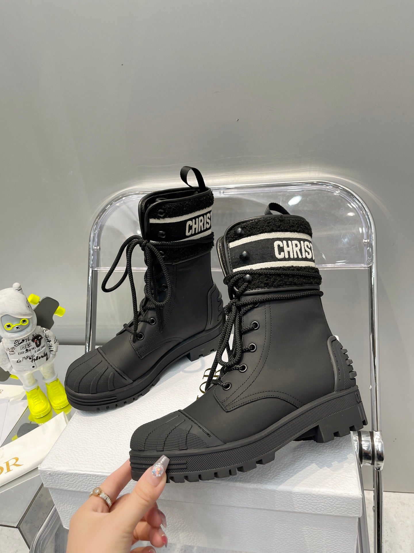 Luxury Shoes - DIR - 831