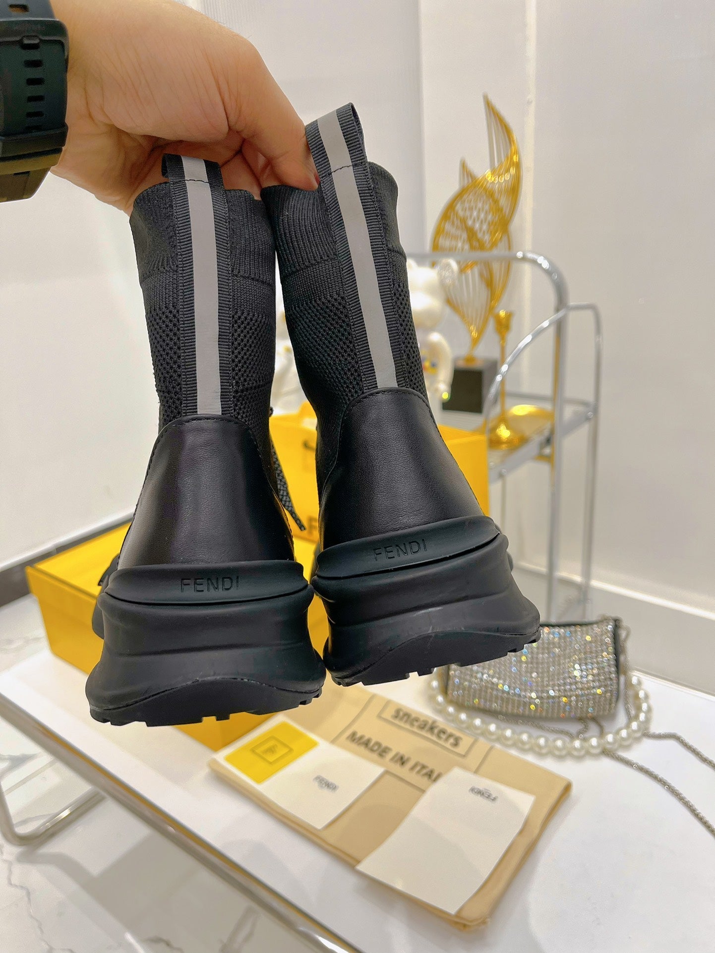 Luxury Shoes - FED - 376