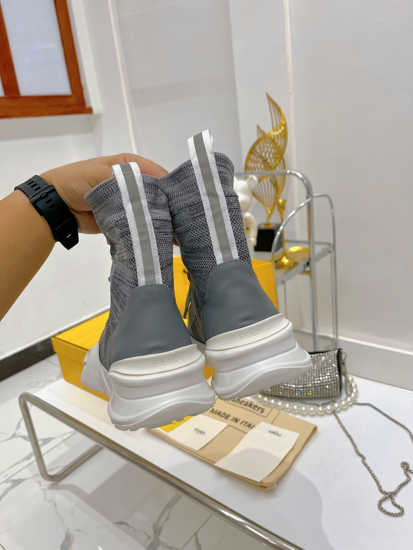 Luxury Shoes - FED - 378