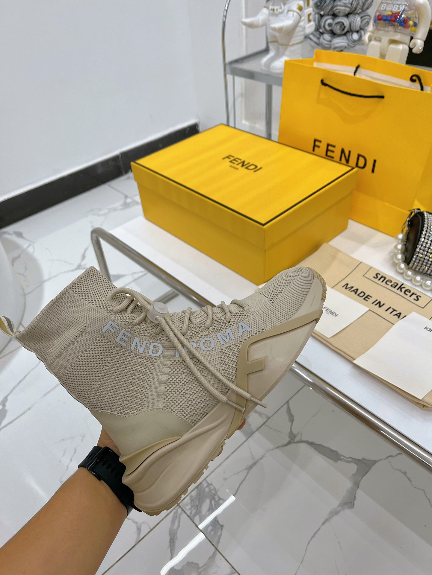 Luxury Shoes - FED - 377