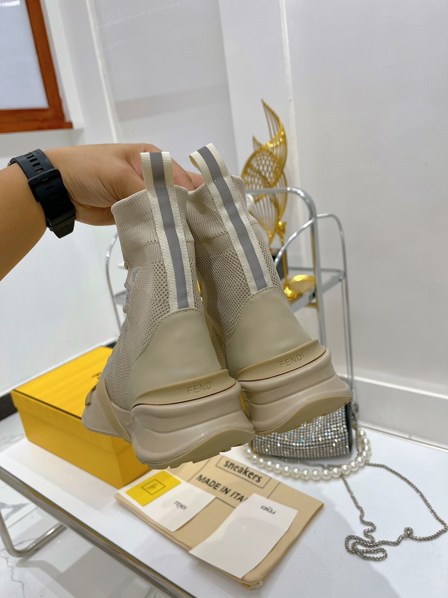 Luxury Shoes - FED - 377