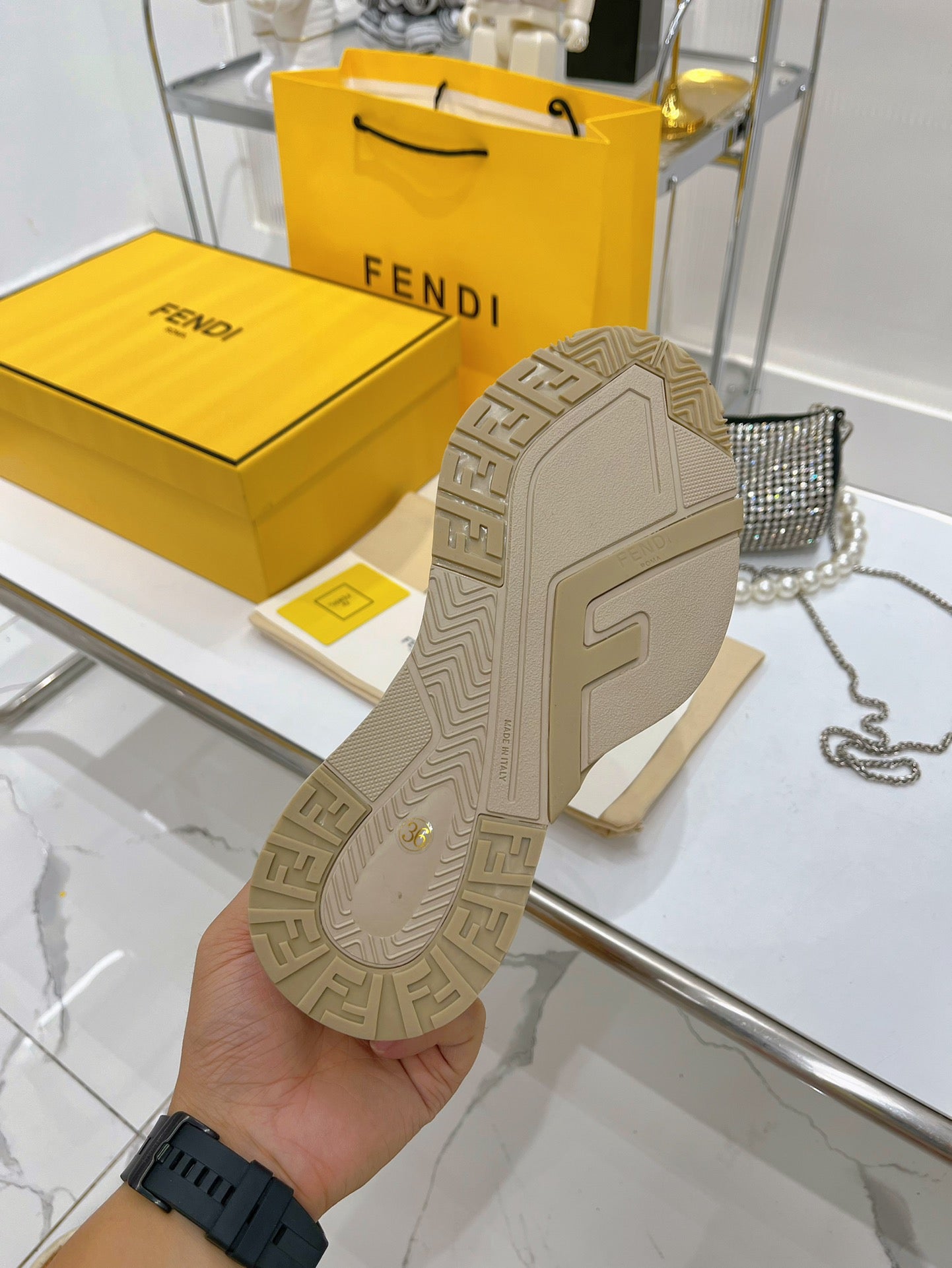 Luxury Shoes - FED - 377