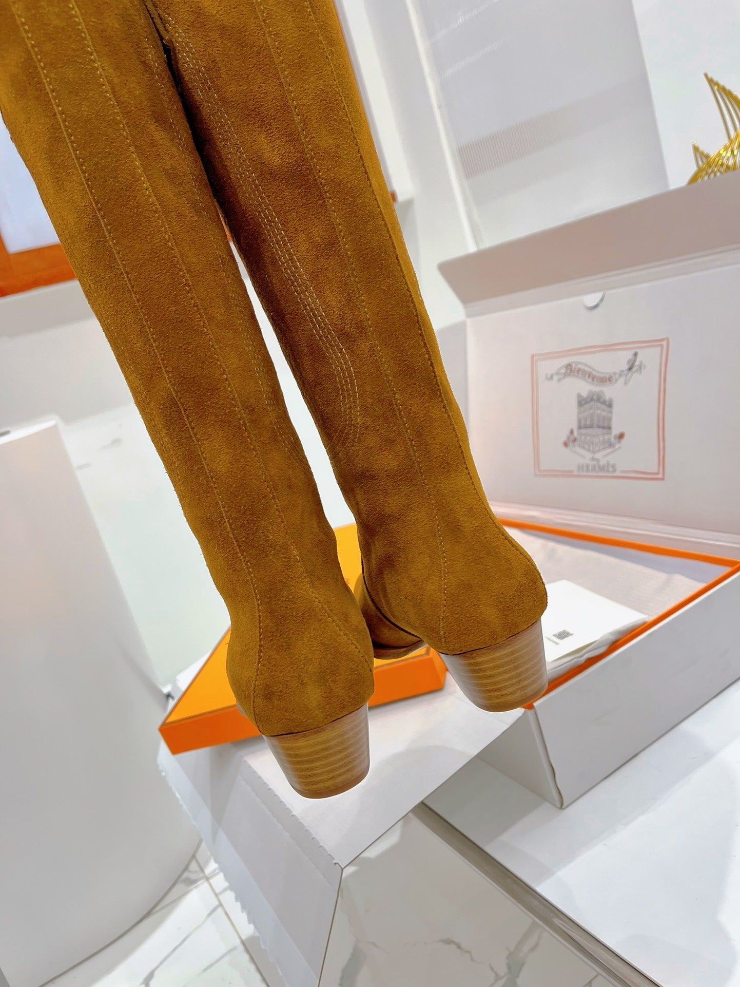 Luxury Shoes - HMS - 574