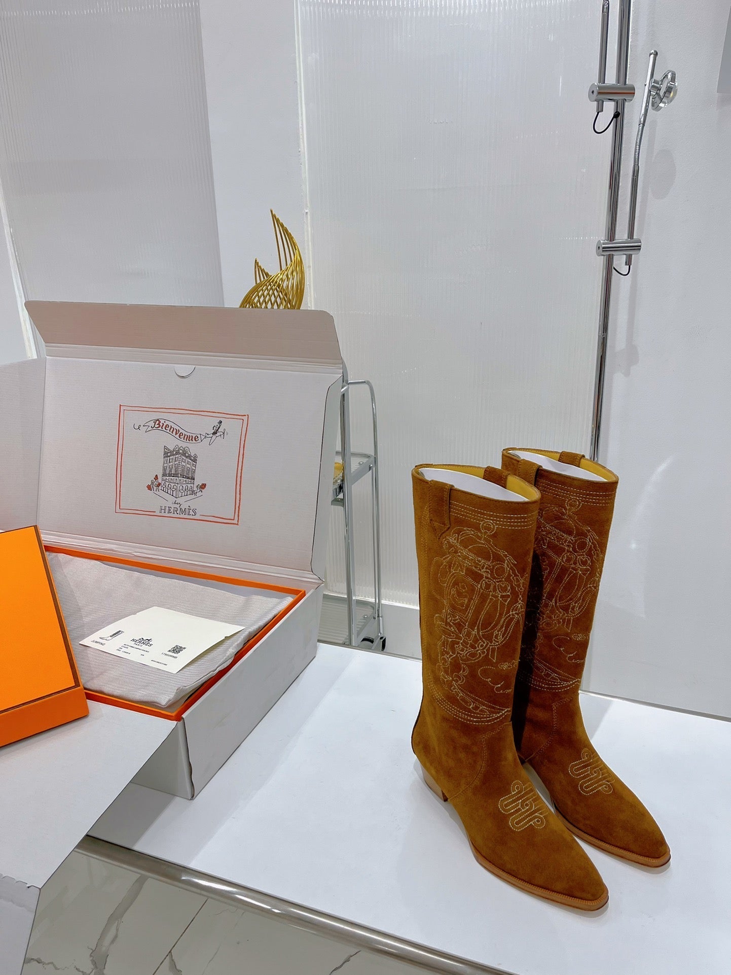 Luxury Shoes - HMS - 574