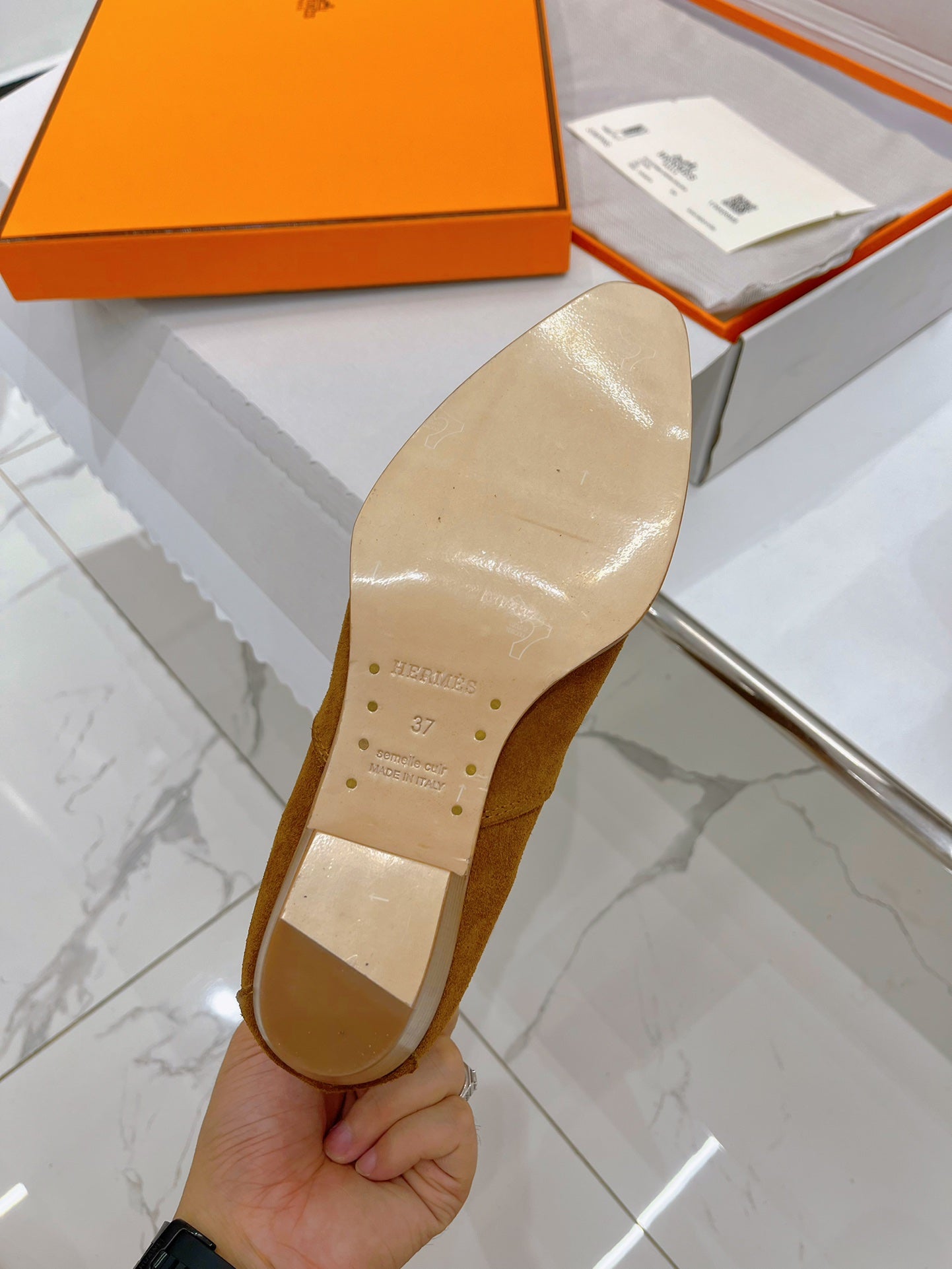 Luxury Shoes - HMS - 574