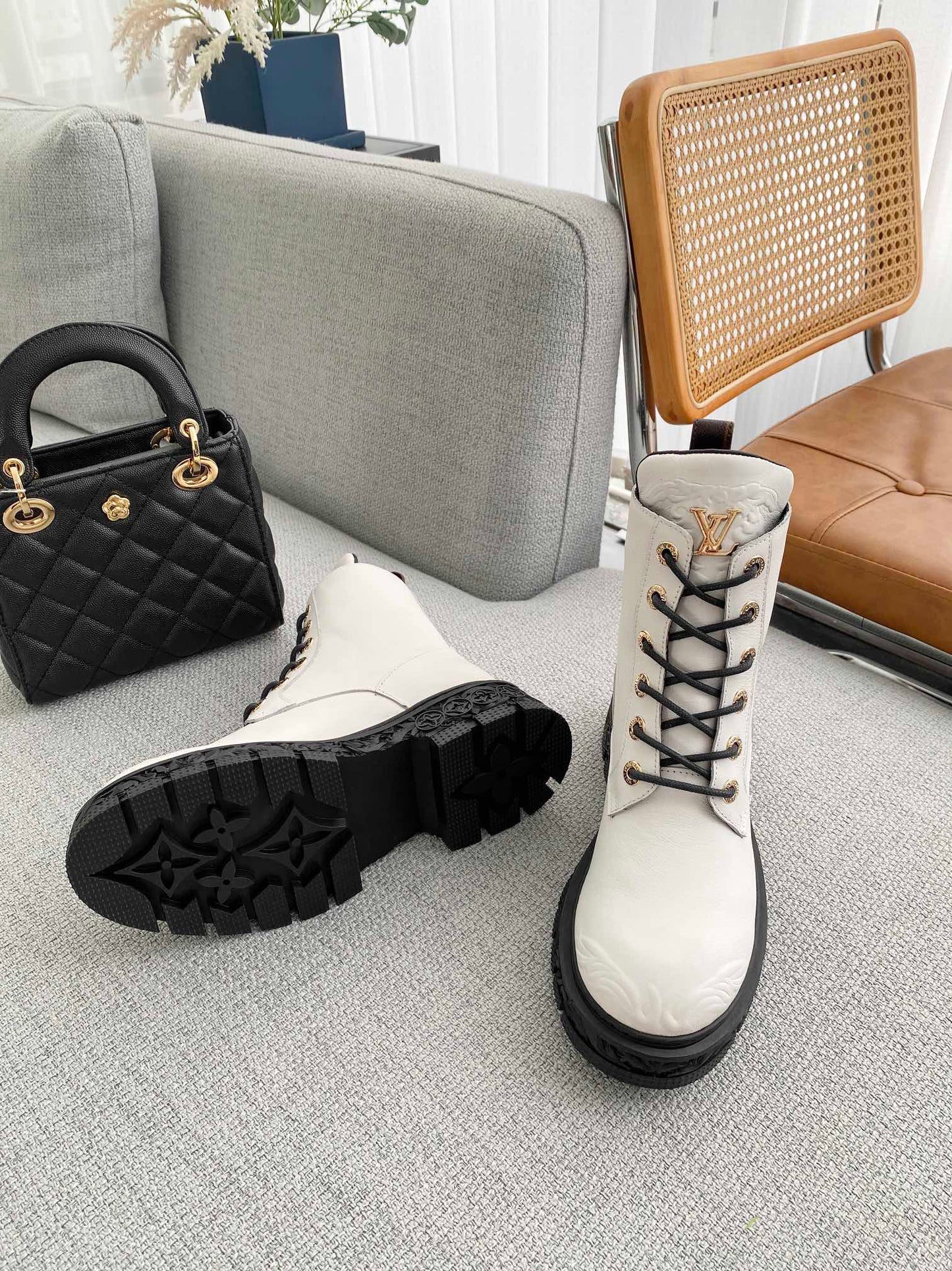 Luxury Shoes - LU-V - 612