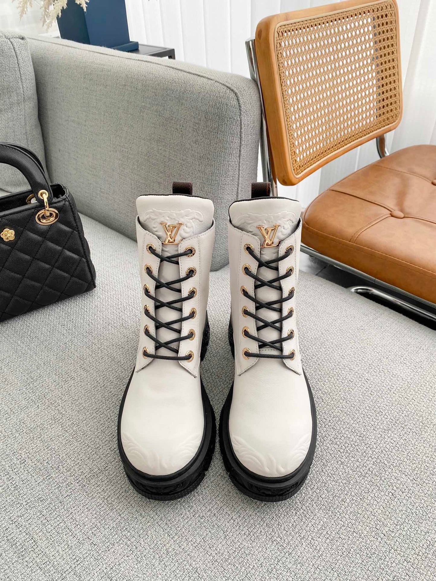 Luxury Shoes - LU-V - 612