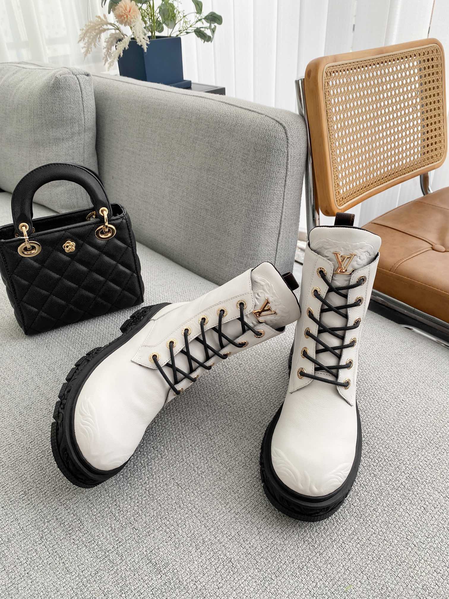 Luxury Shoes - LU-V - 612