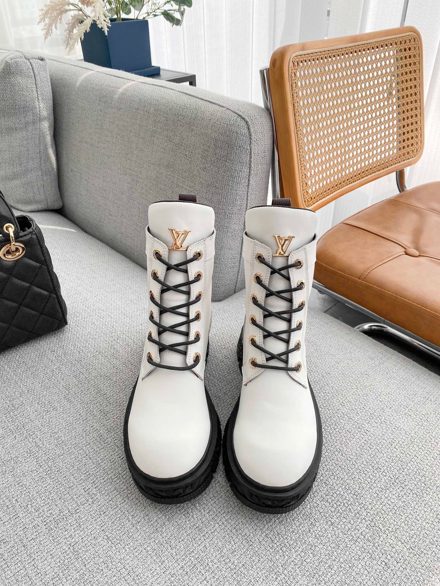 Luxury Shoes - LU-V - 614