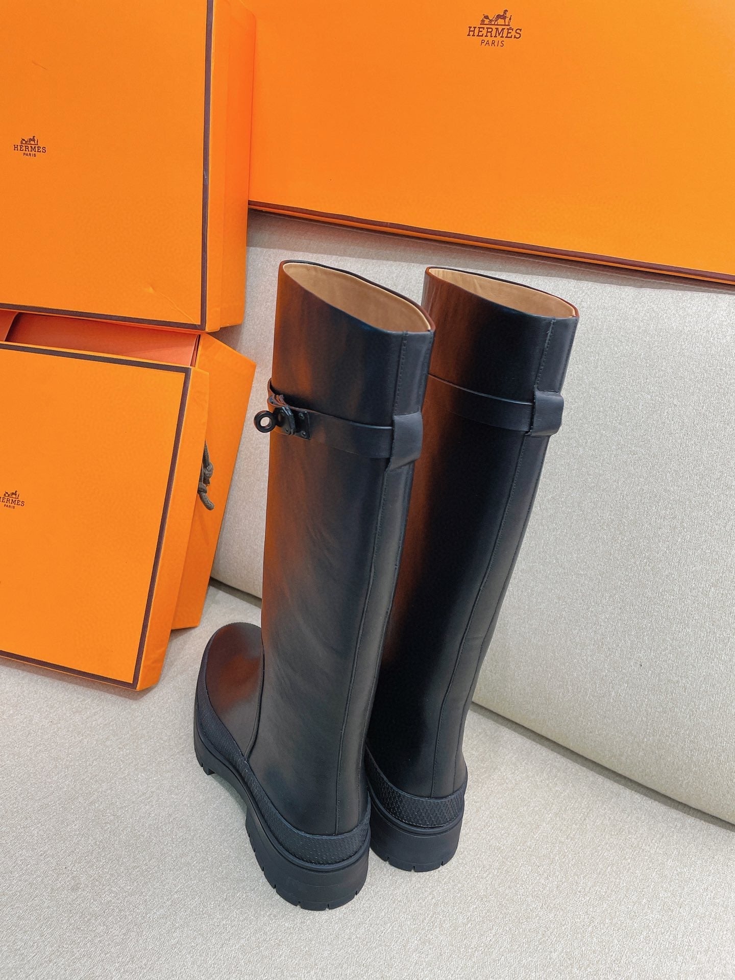 Luxury Shoes - HMS - 573