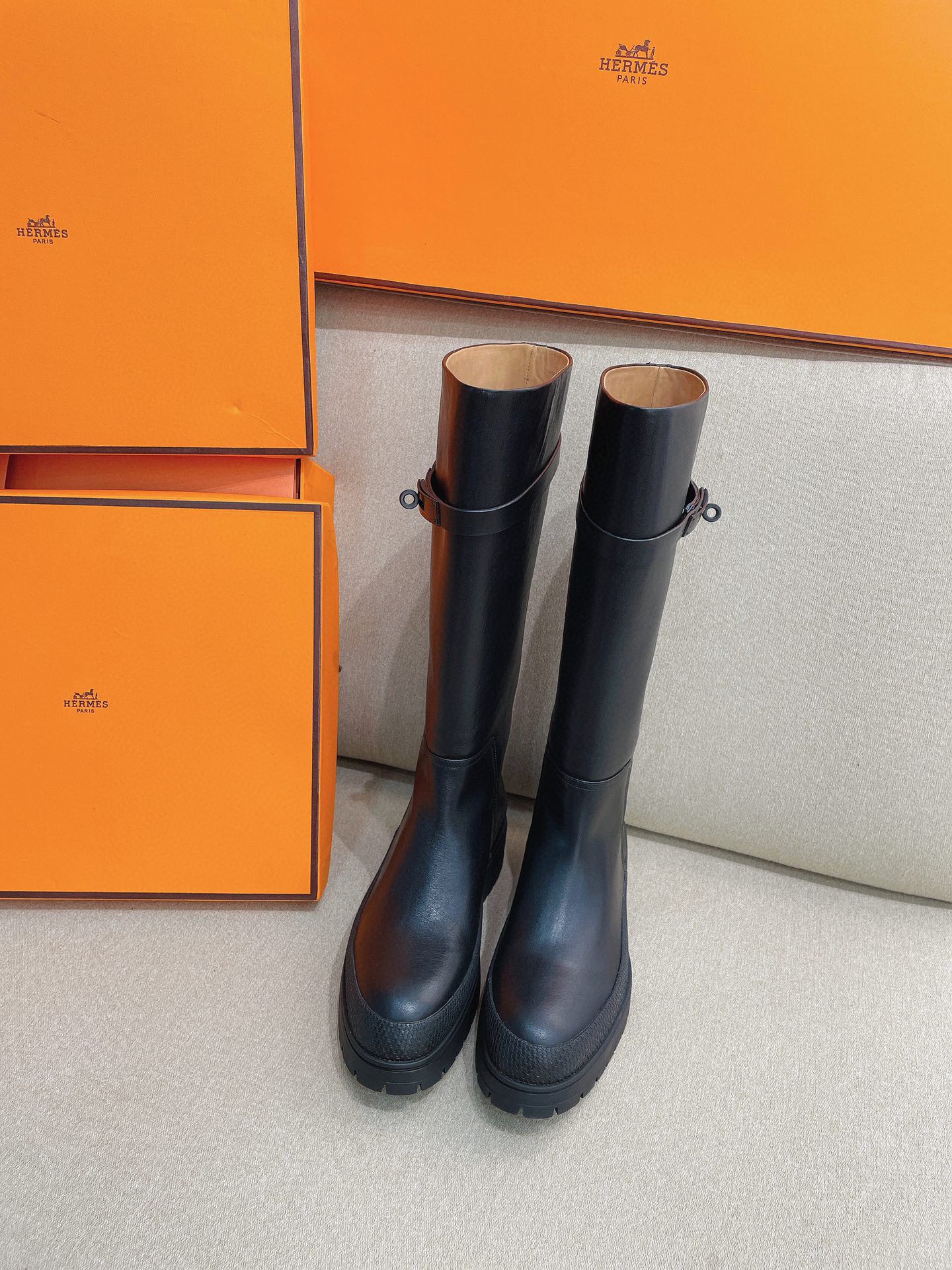 Luxury Shoes - HMS - 573