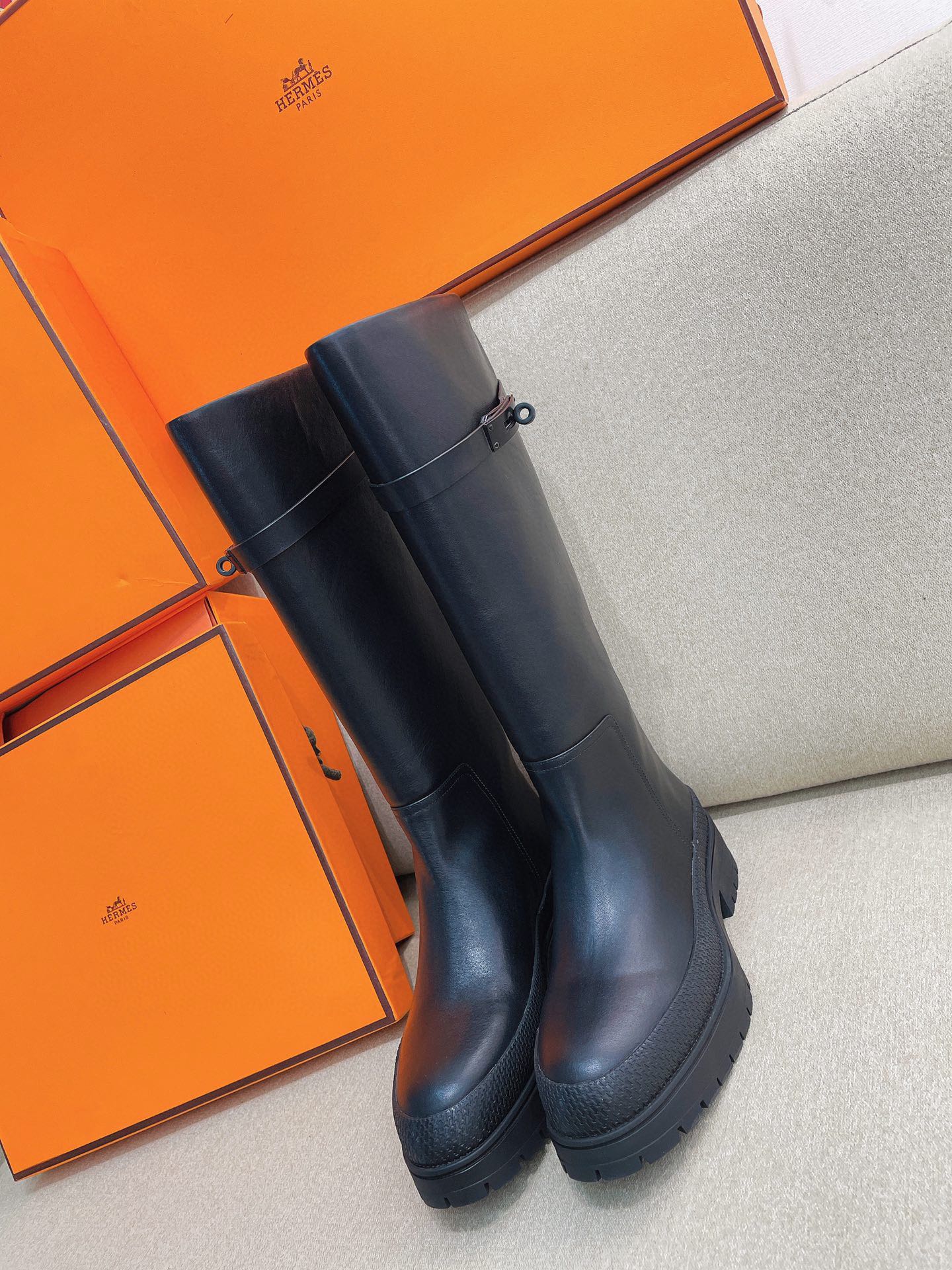 Luxury Shoes - HMS - 572