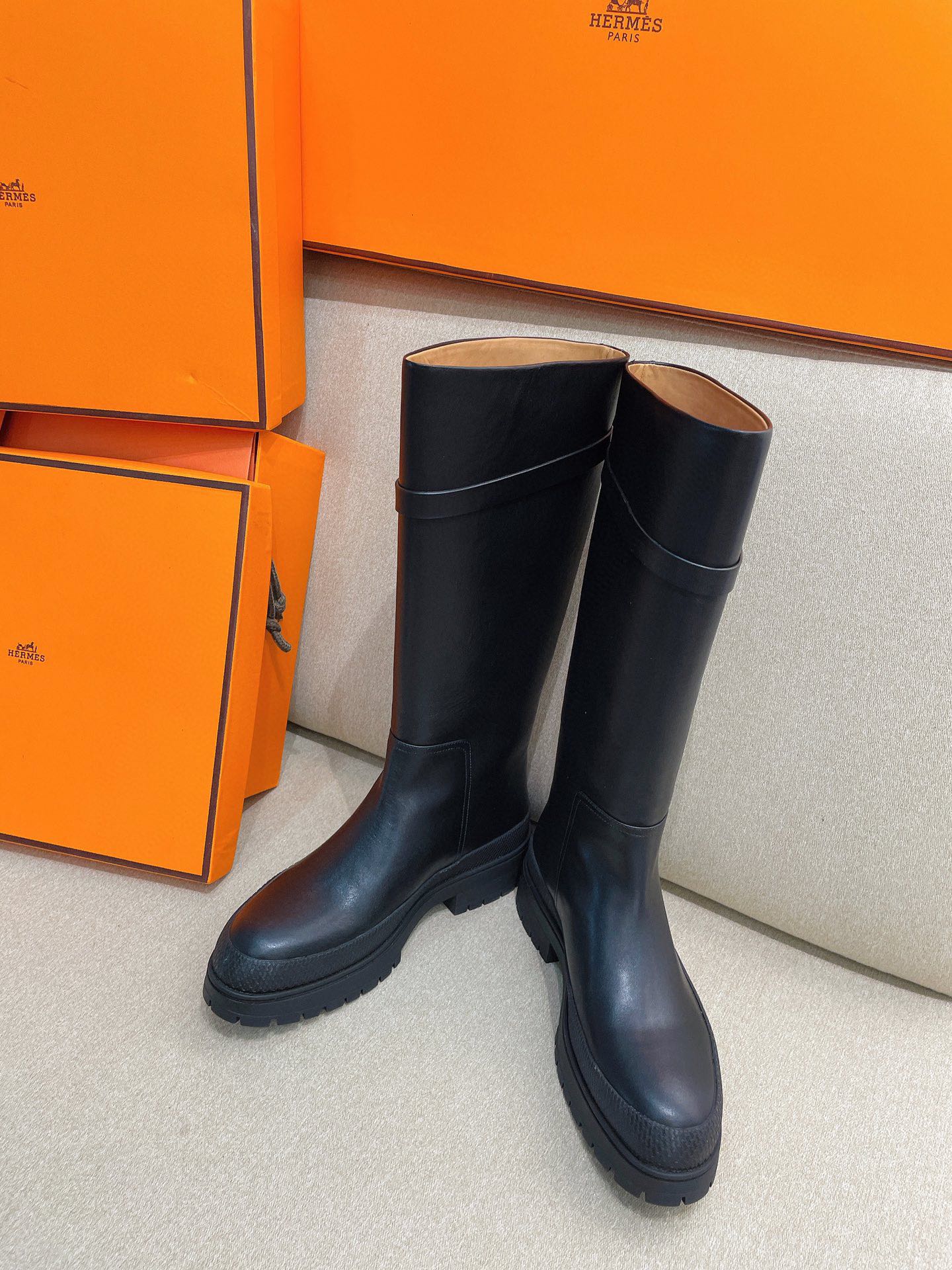 Luxury Shoes - HMS - 572