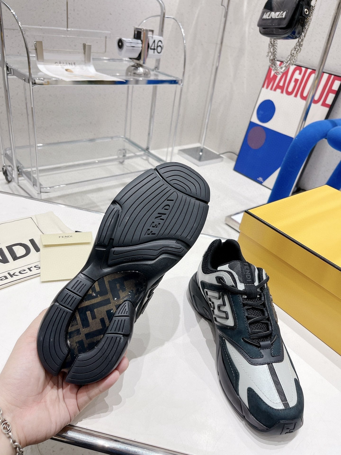 Luxury Shoes - FED - 265