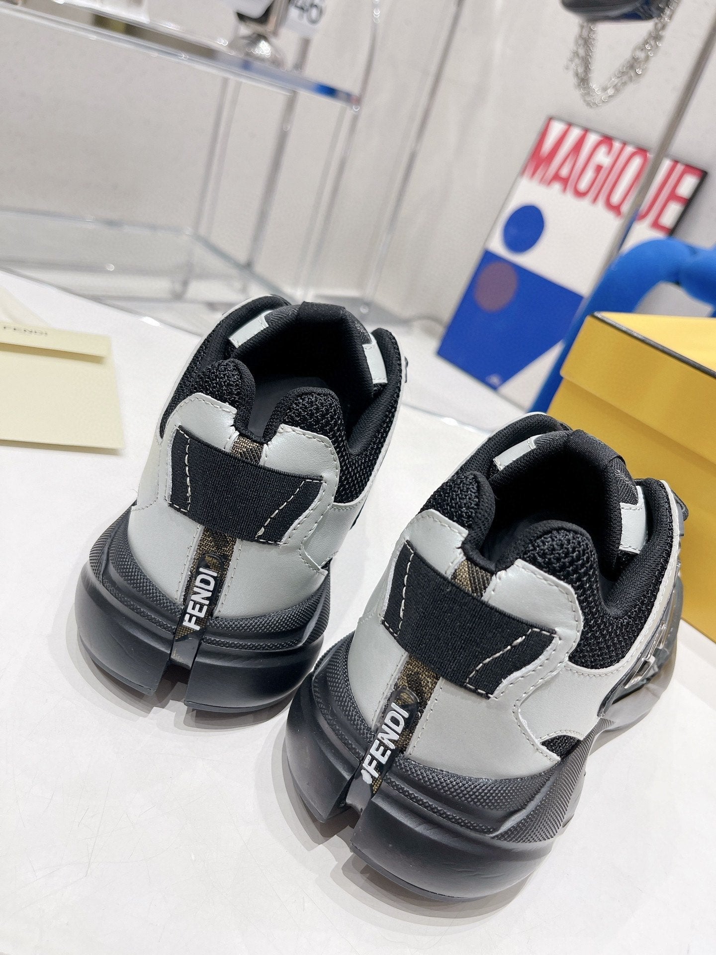 Luxury Shoes - FED - 265