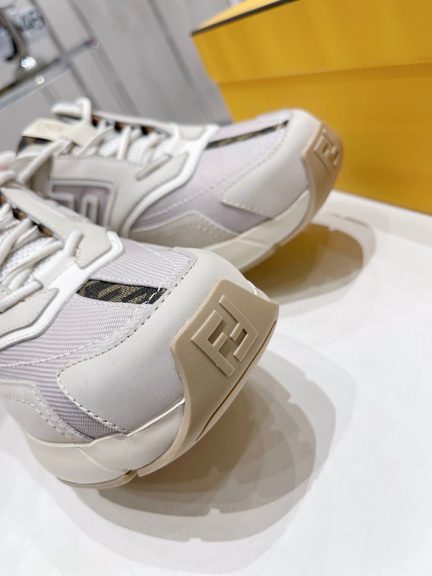 Luxury Shoes - FED - 260