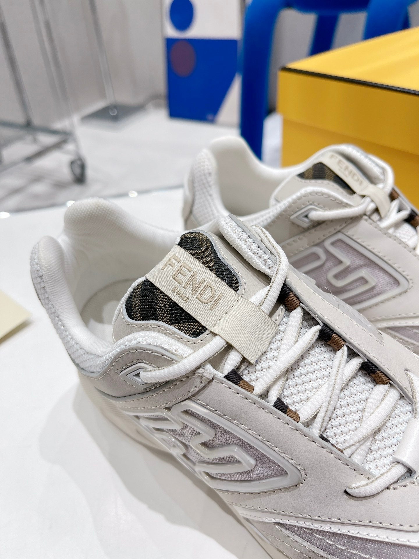 Luxury Shoes - FED - 260